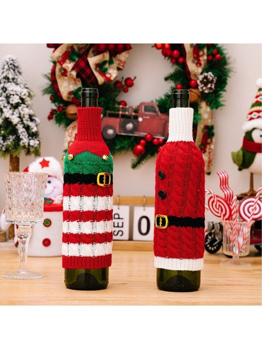 2-Piece Cable-Knit Wine Bottle Covers