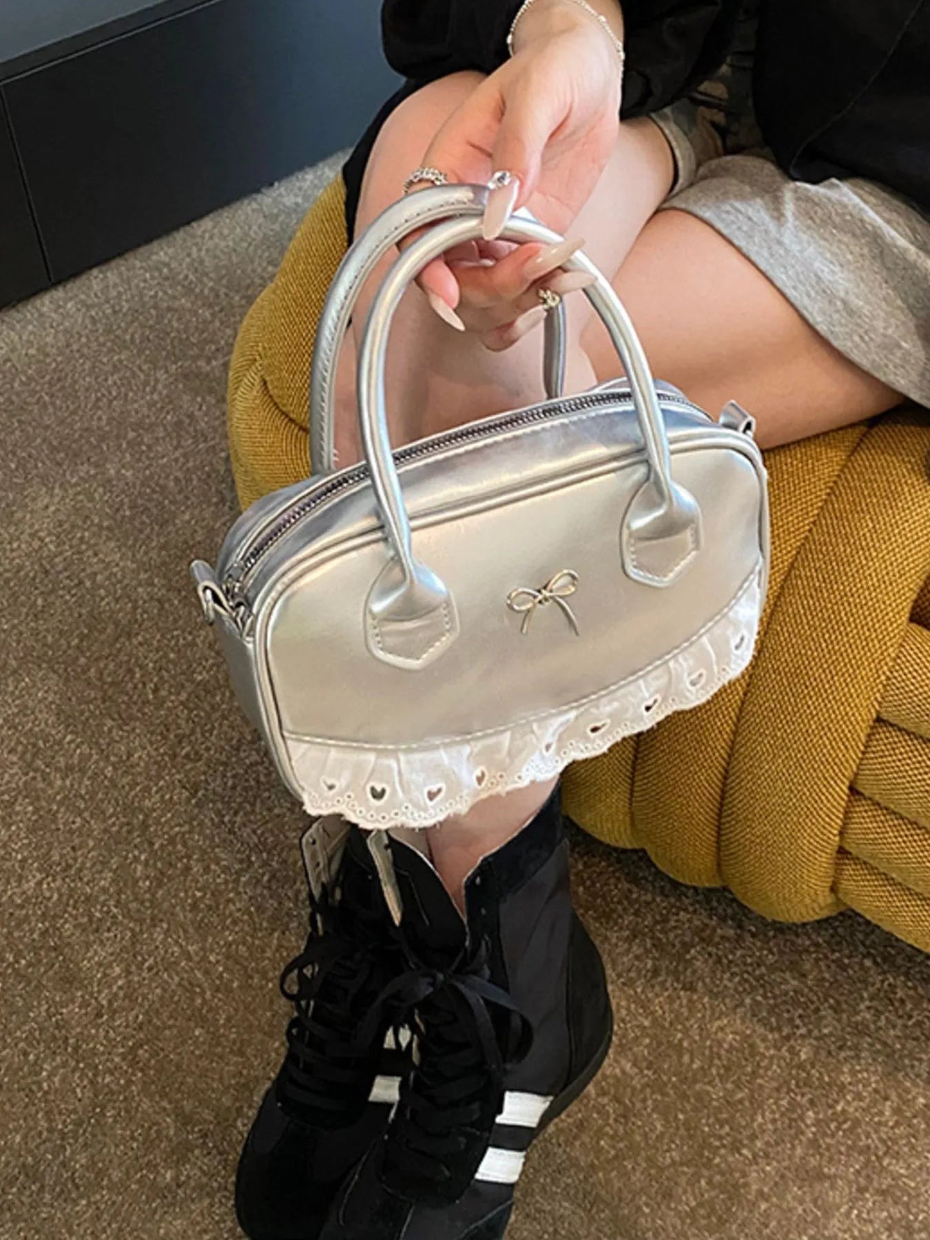 Lace Detail Bow Crossbody Bag Trendsi