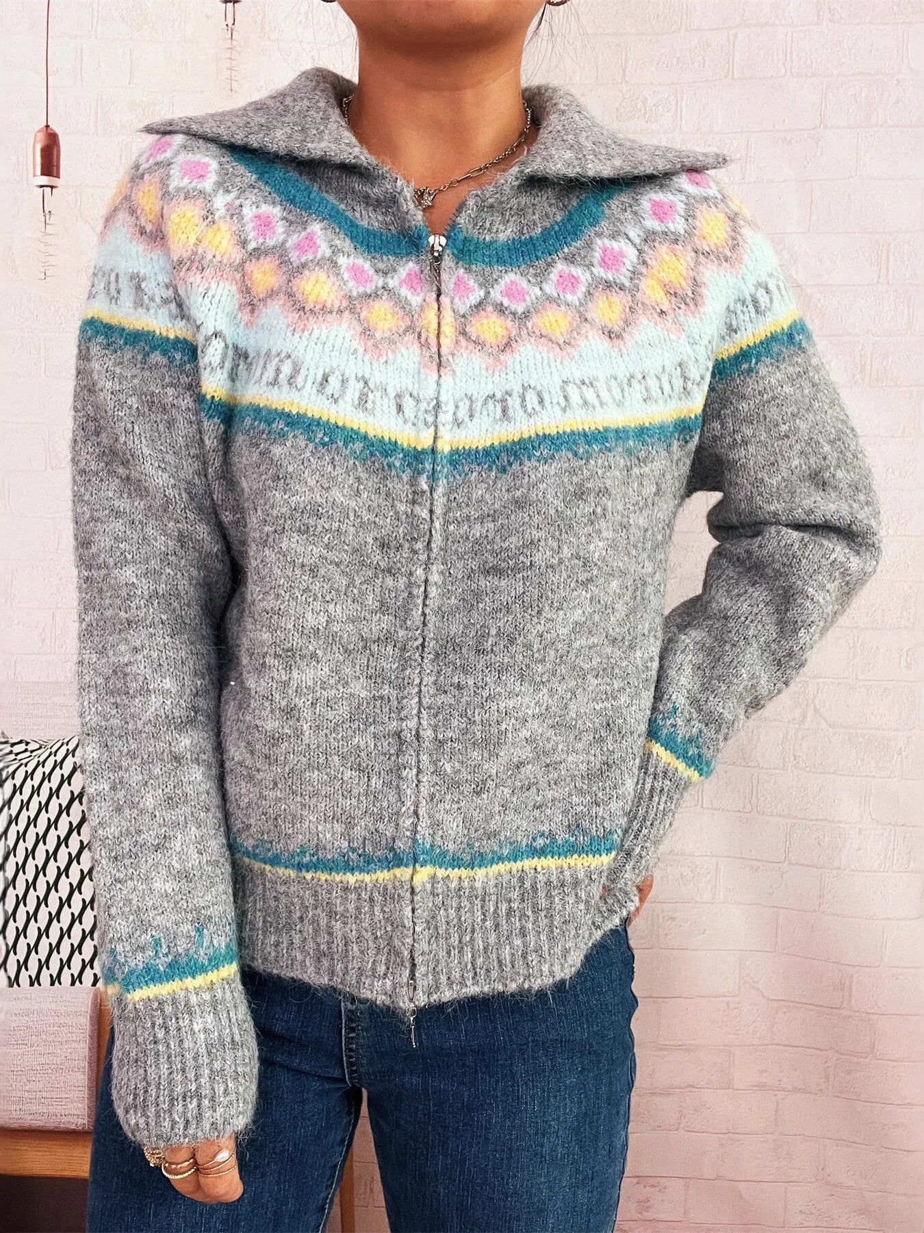 Fair Isle Pattern Zip-Up Cardigan