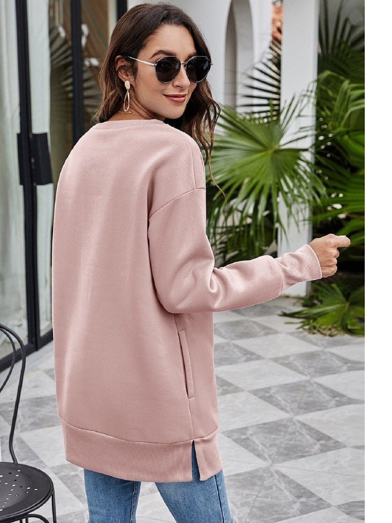 MERRY CHRISTMAS Graphic Sweatshirt