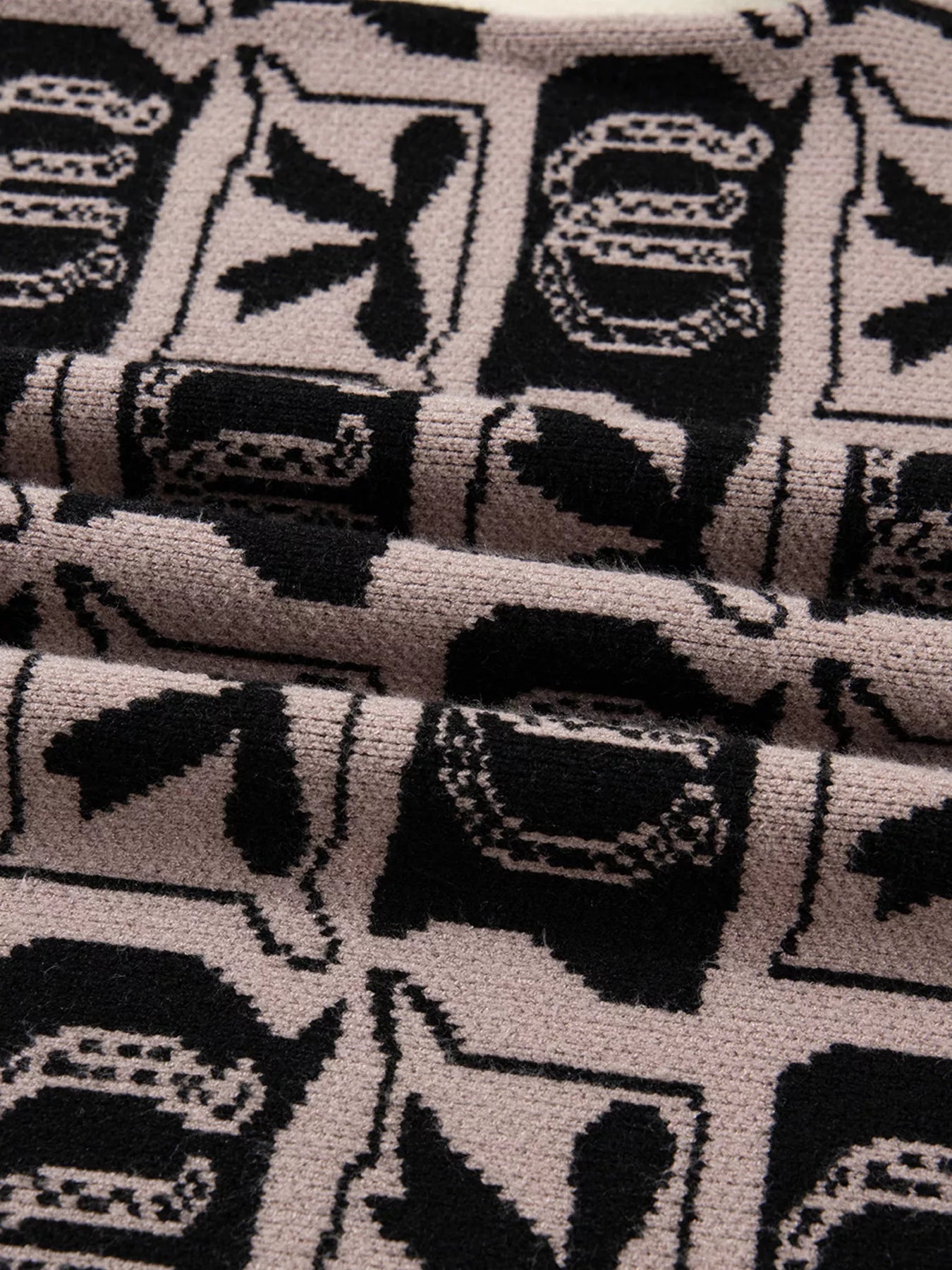 Bows & Horseshoes Pattern Round Neck Sweater Trendsi