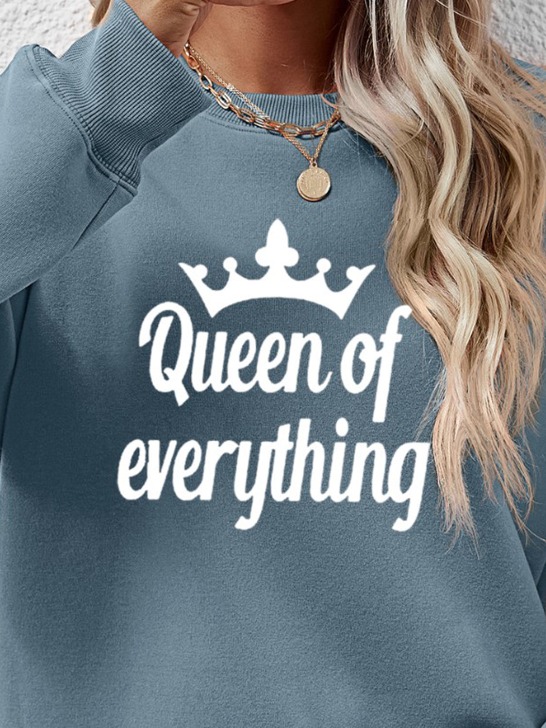 NicholesGifts Women Queen Of Everything Round Neck Sweatshirt NicholesGifts