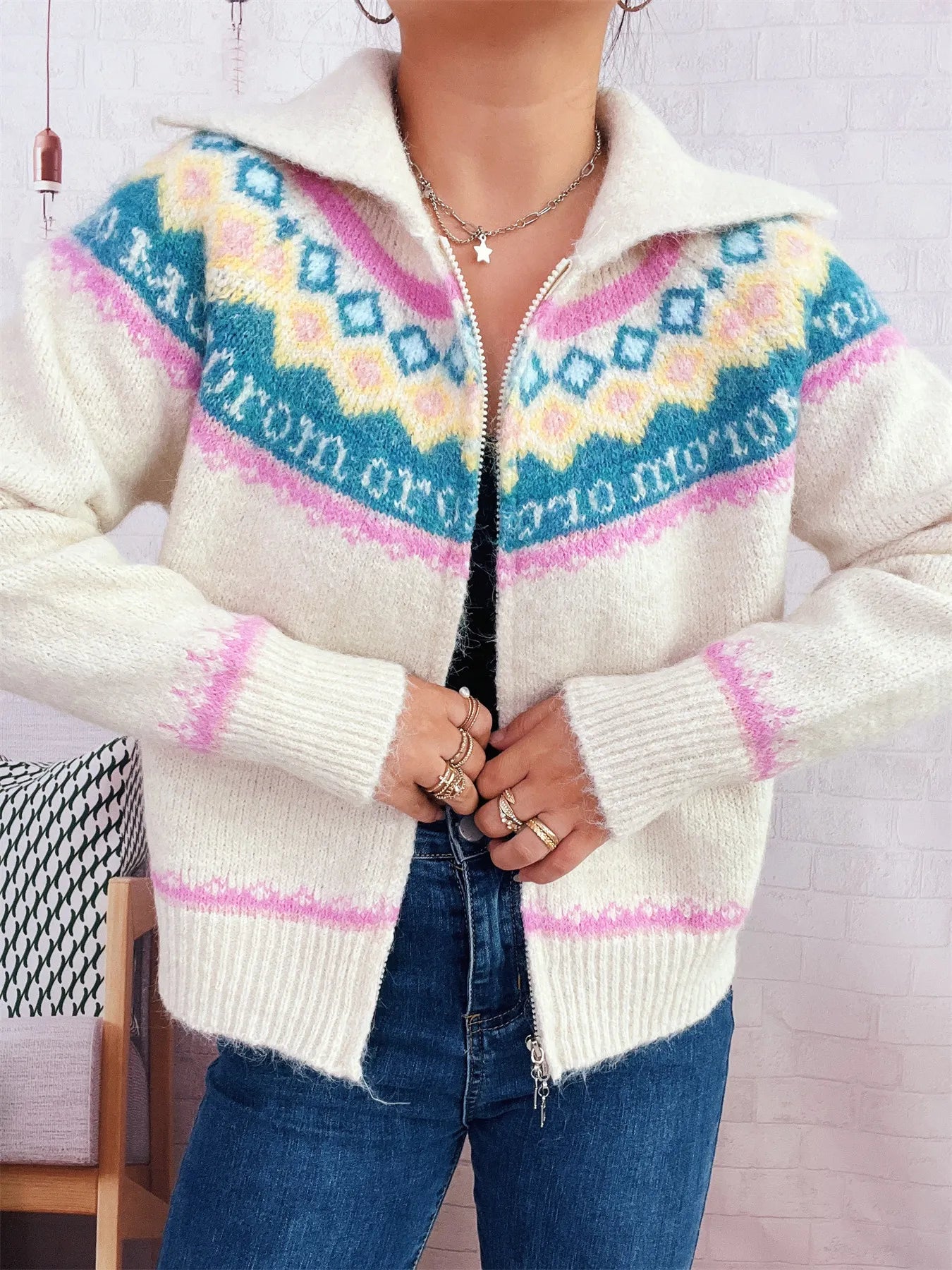 Fair Isle Pattern Zip-Up Cardigan