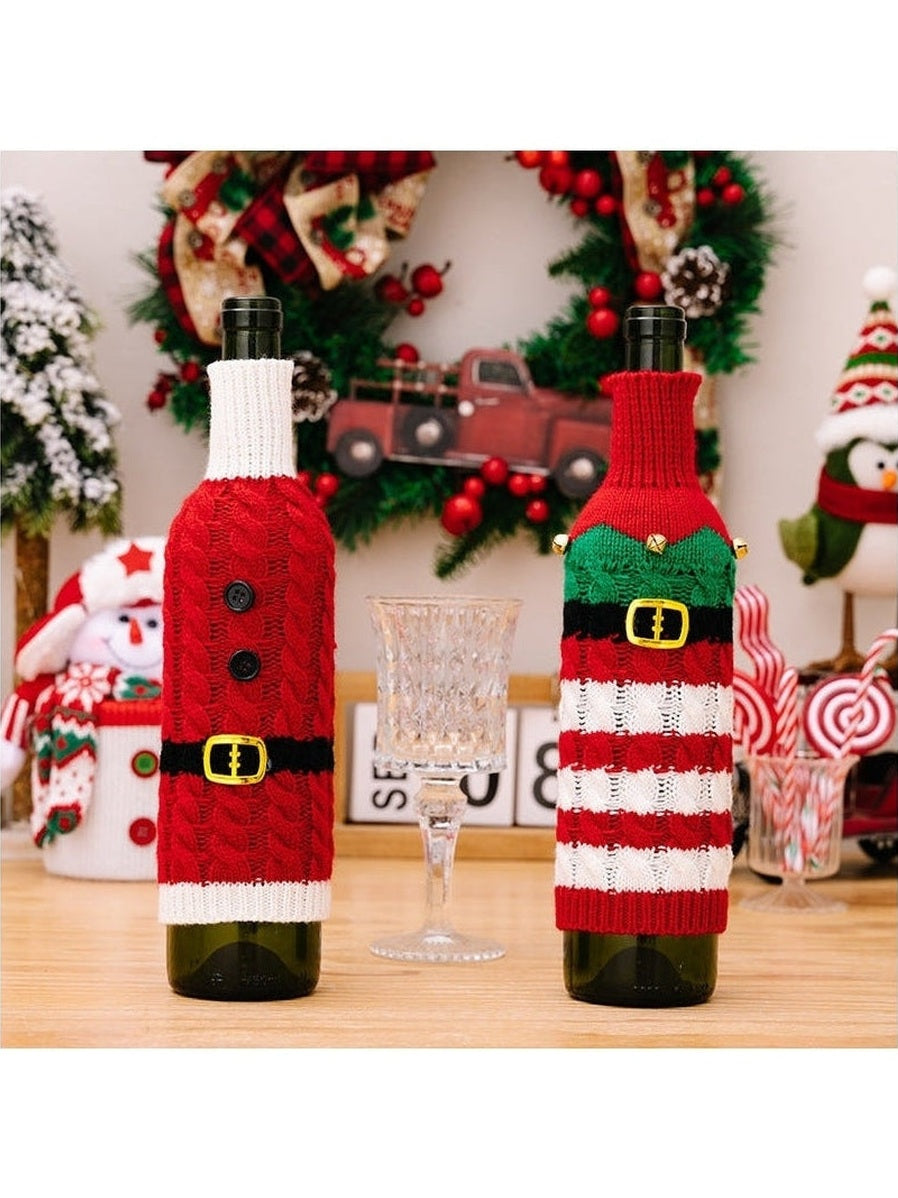 2-Piece Cable-Knit Wine Bottle Covers