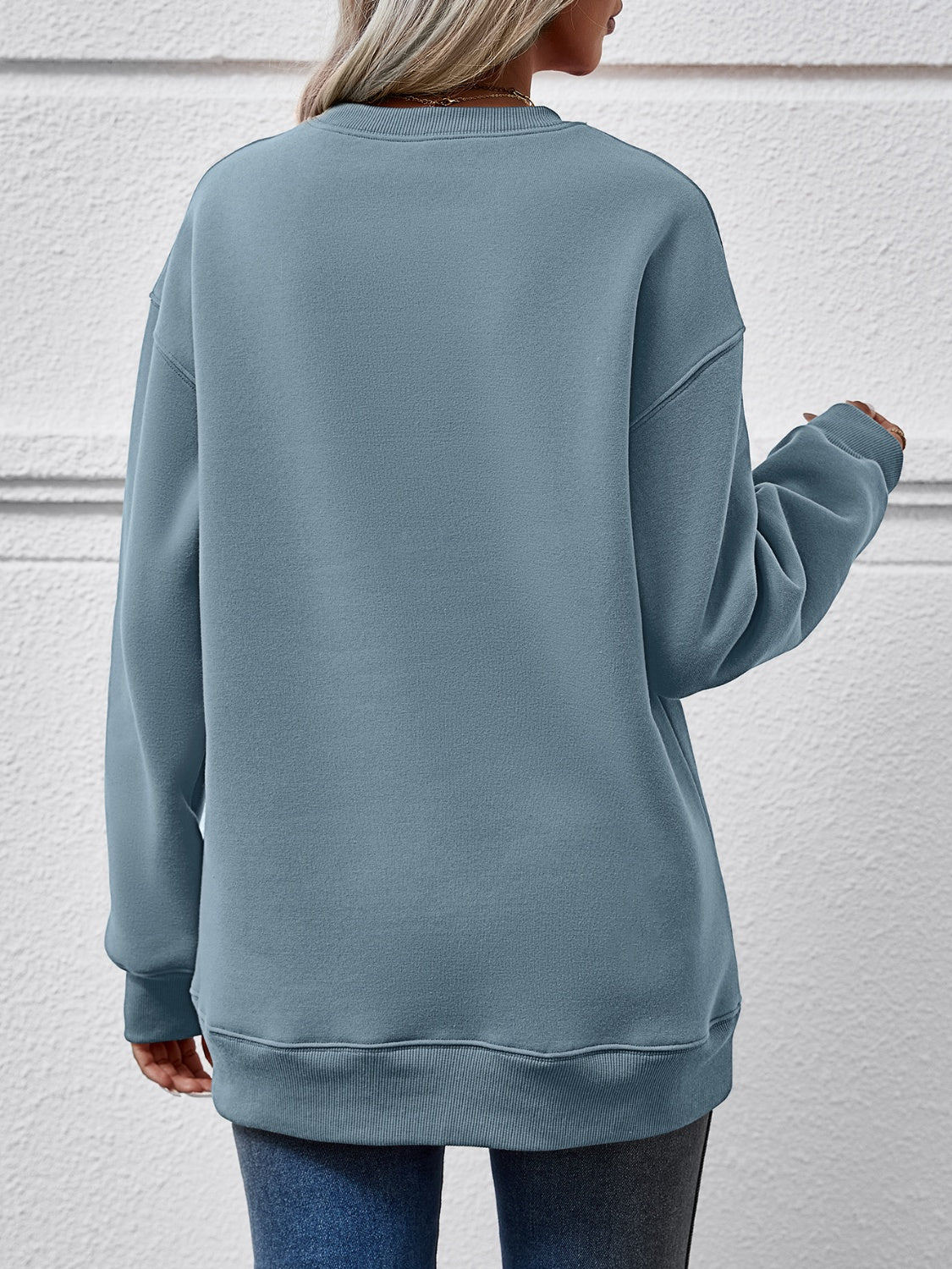 NicholesGifts Women Queen Of Everything Round Neck Sweatshirt NicholesGifts