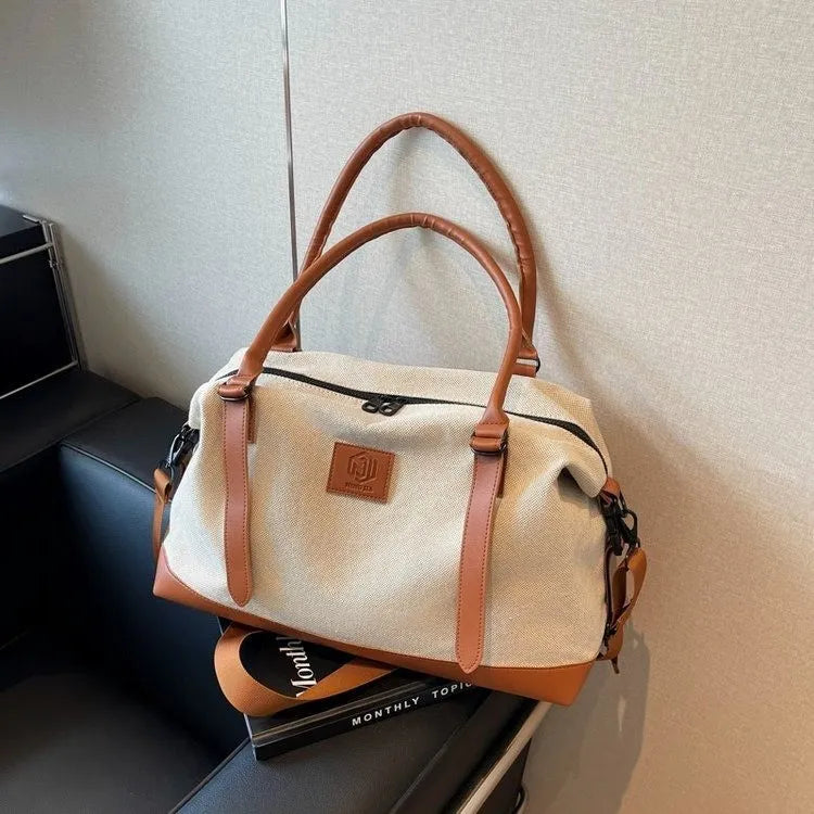 Contrast Travel Bag Trendsi