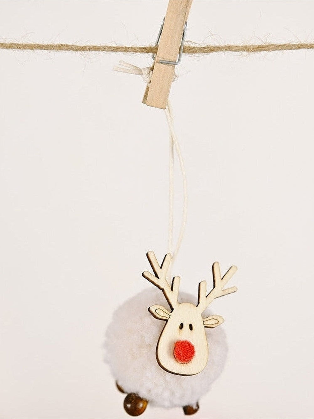 4-Piece Reindeer Hanging Widgets