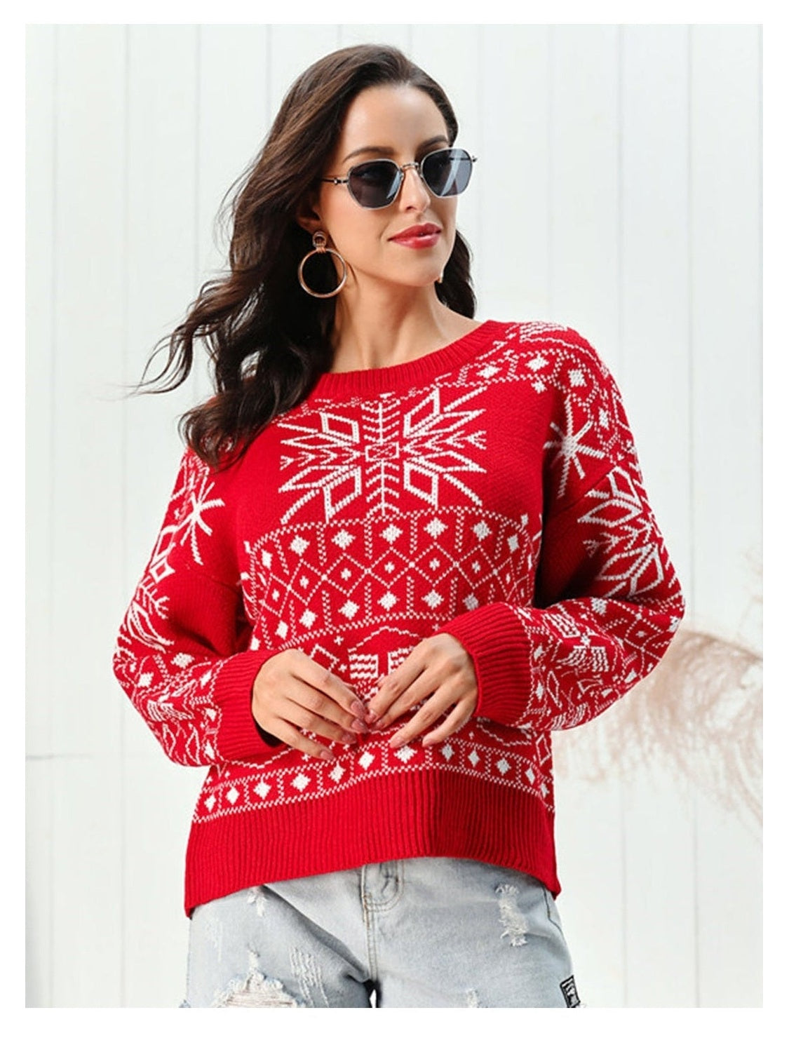 Snowflake Pattern Round Neck Sweater