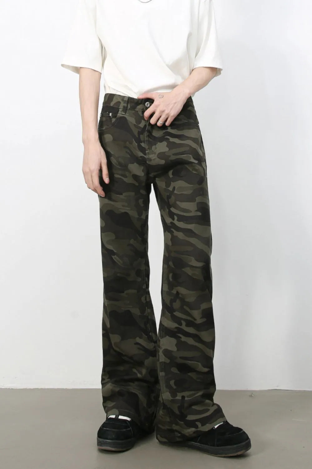Men's Camouflage Jeans with Pockets Trendsi