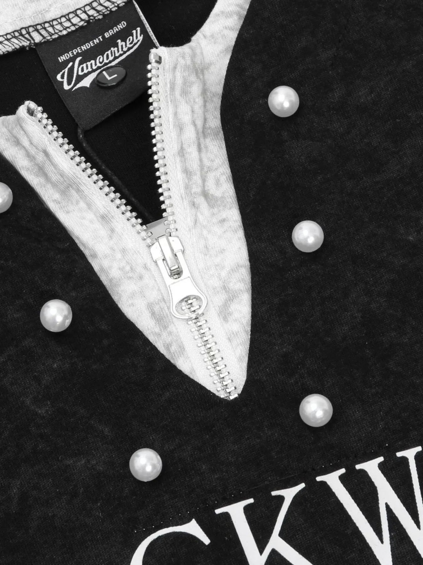 Men's Letter Graphic Round Neck Short Sleeve Contrast Trim T-Shirt Trendsi