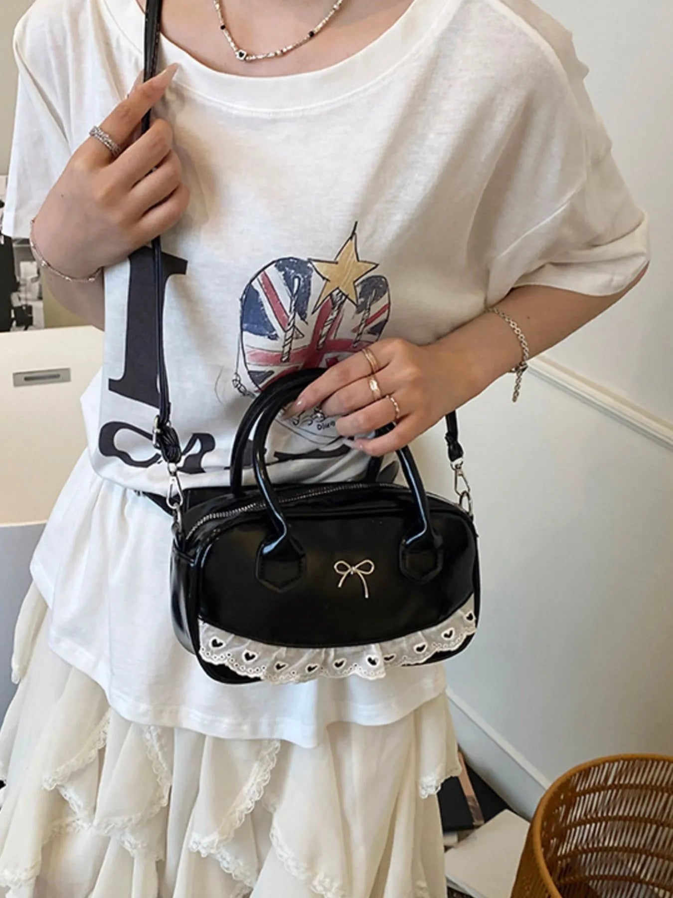 Lace Detail Bow Crossbody Bag Trendsi