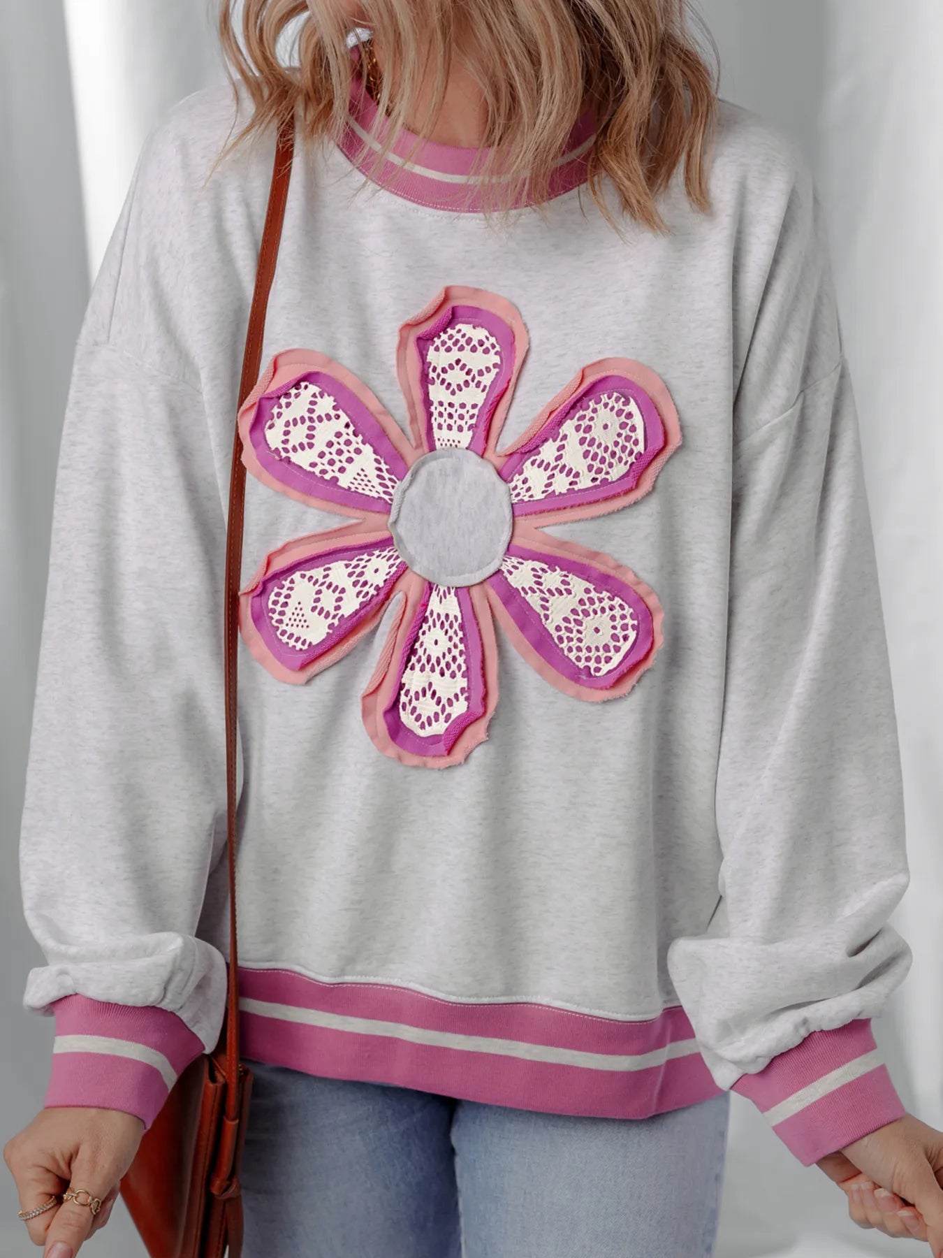 Flower Patch Contrast Trim Crew Neck Sweatshirt