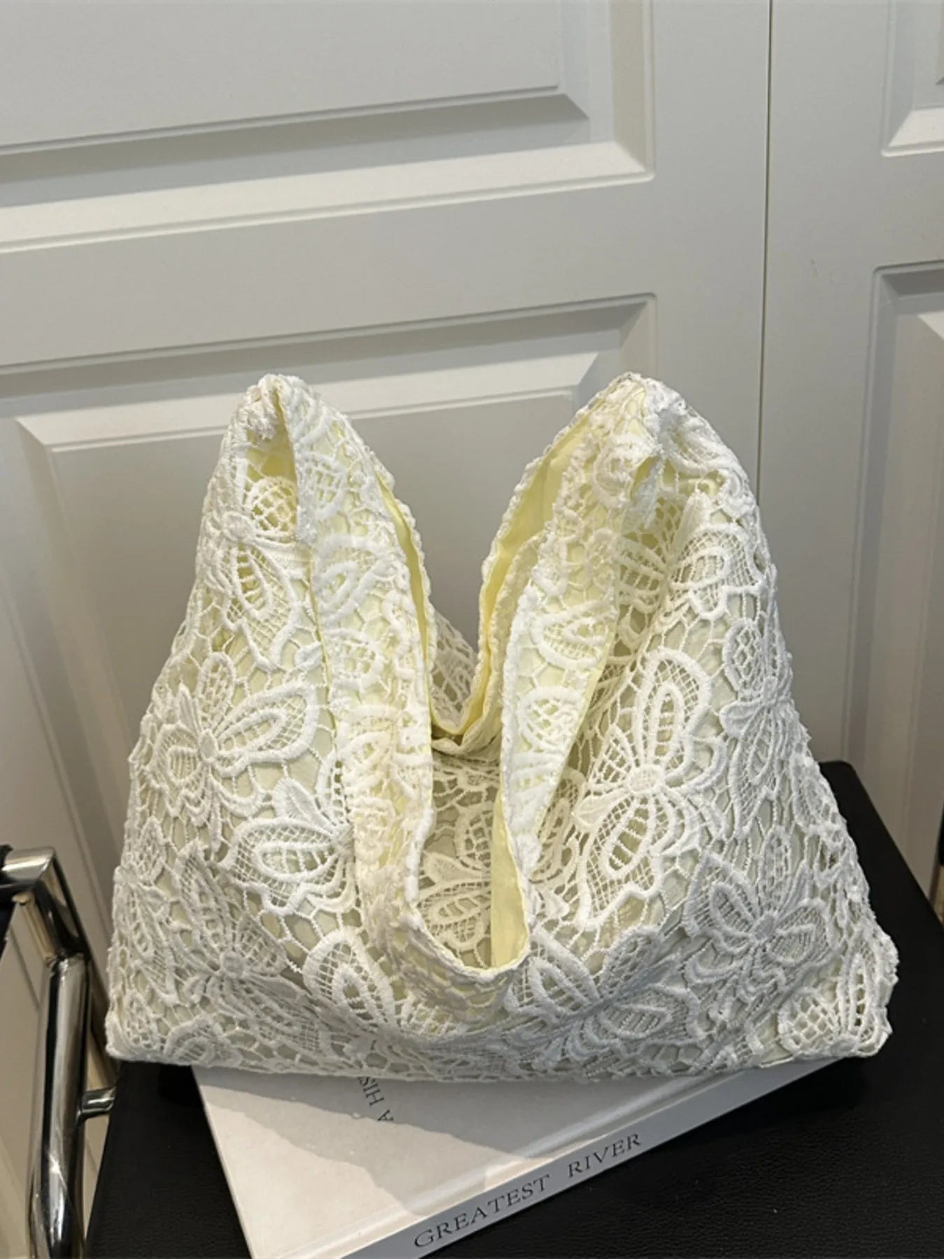 Lace Pattern Shoulder Bag Trendsi
