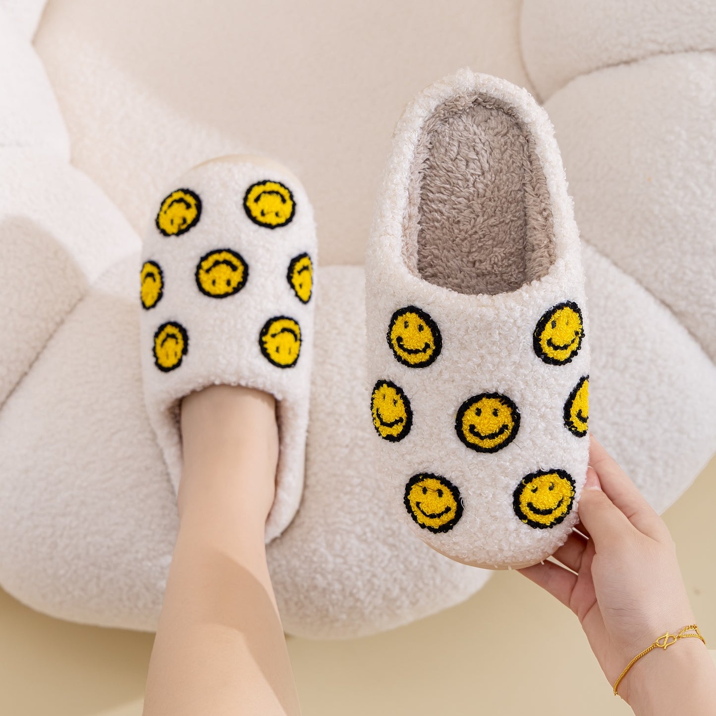 Women Melody Smiley Face Slippers NicholesGifts