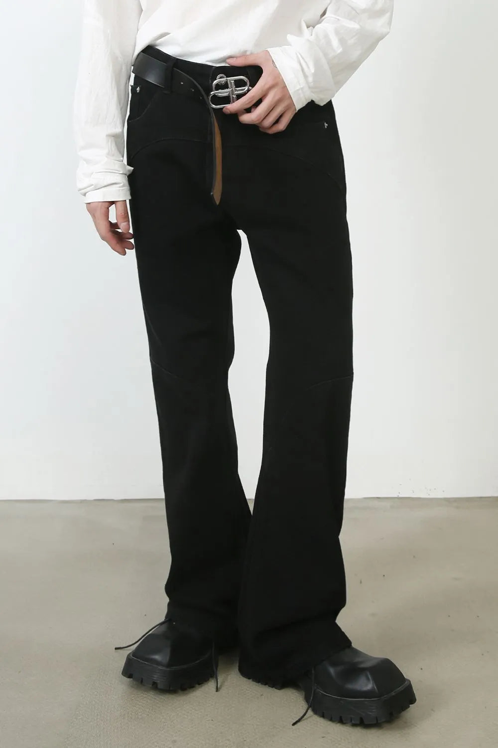 Men's Mid Rise Jeans with Pockets