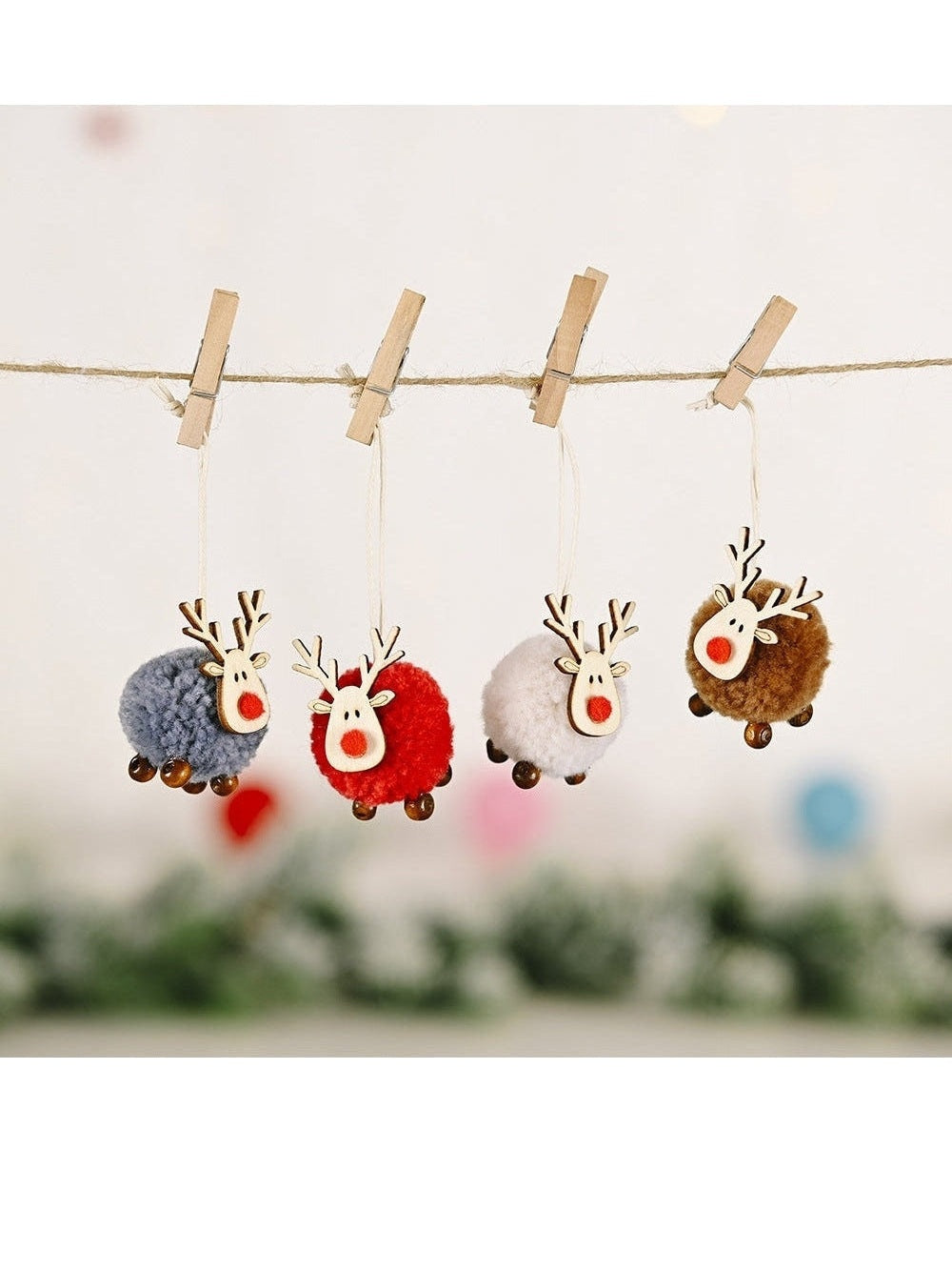 4-Piece Reindeer Hanging Widgets