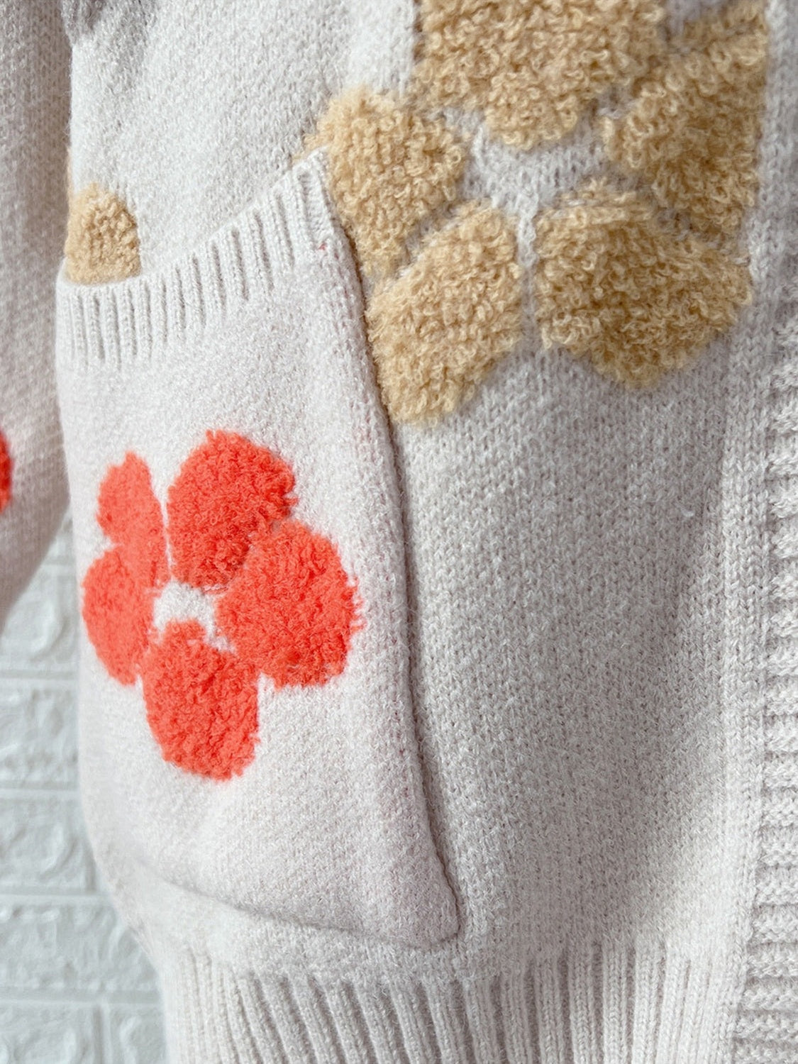 NicholesGifts Women Floral V-Neck Button Up Long Sleeve Cardigan