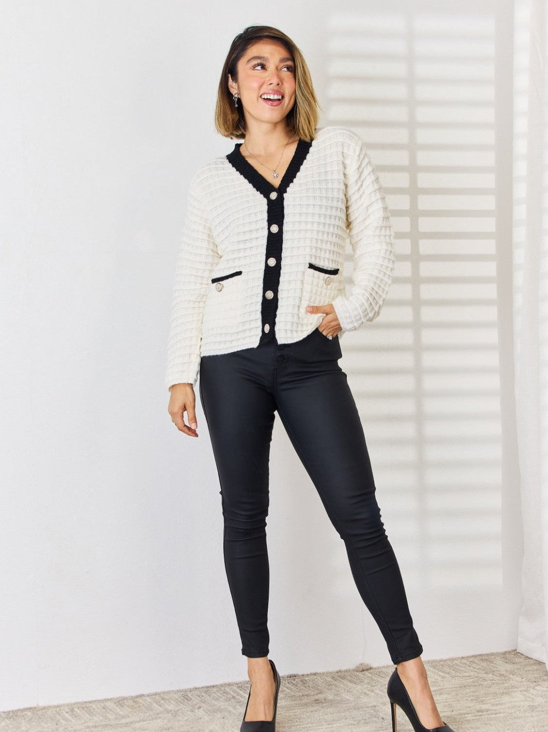 Women Contrast Trim Button Up Cardigan