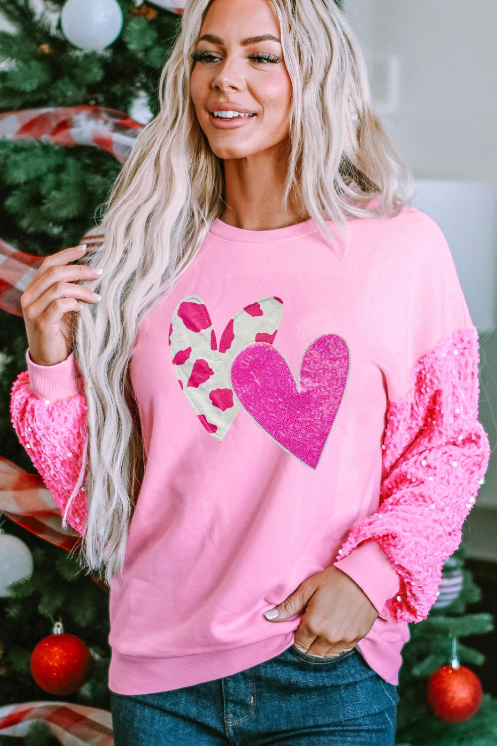 Women Valentine’s Day Sequin Heart Long Sleeve Sweatshirt NicholesGifts