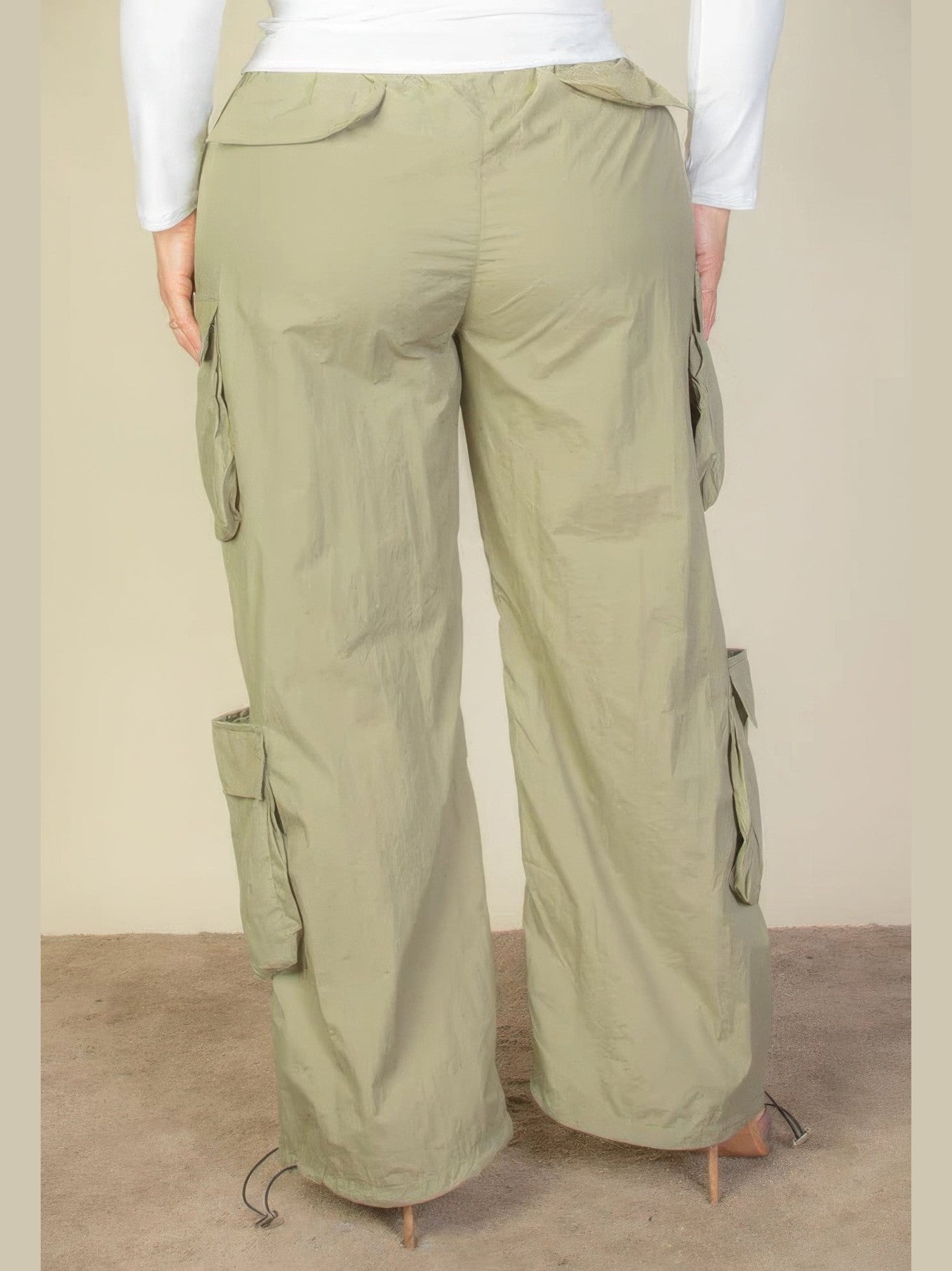 Plus Size Women Flap Pockets Drawstring Ruched Parachute Pants