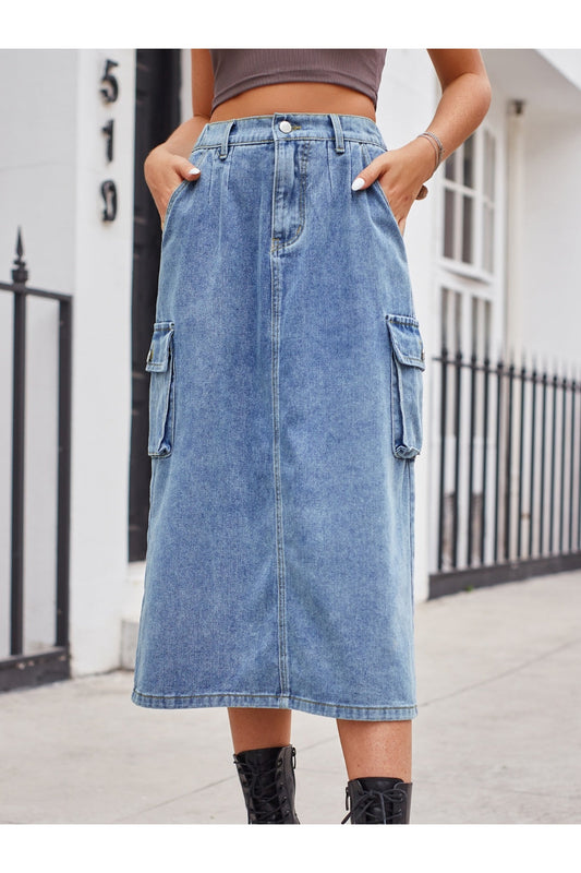 Women Slit Buttoned Denim Skirt with Pockets