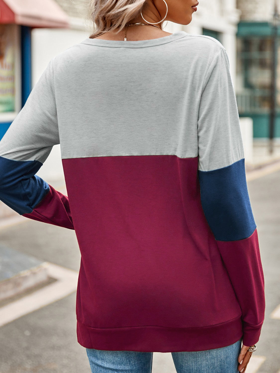 Women Color Block Cutout Round Neck Long Sleeve T-Shirt NicholesGifts