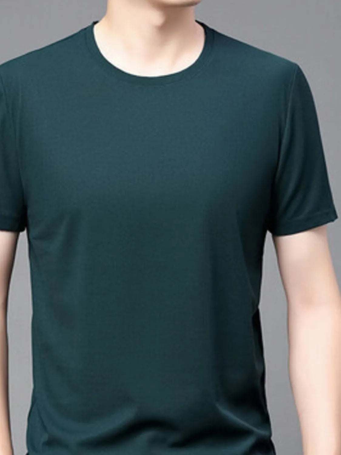 Men's Plus Size Round Neck Short Sleeve T-Shirt Trendsi