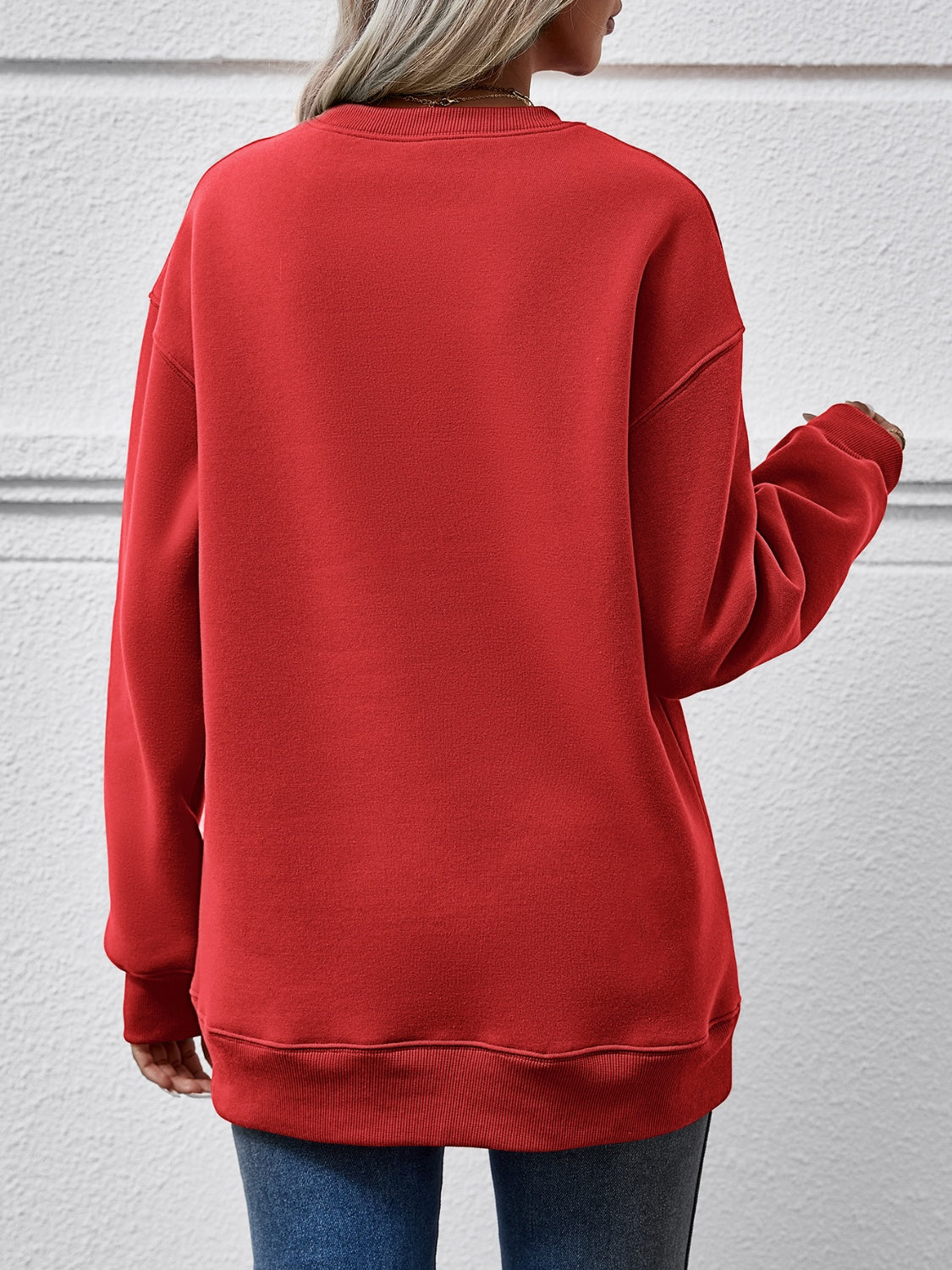 NicholesGifts Women Queen Of Everything Round Neck Sweatshirt NicholesGifts