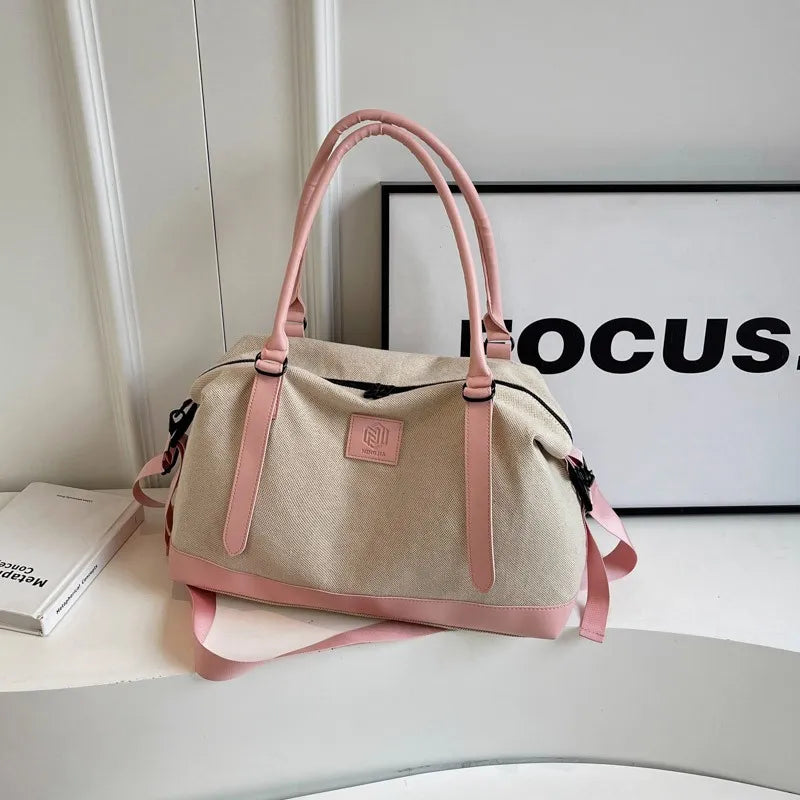 Contrast Travel Bag Trendsi