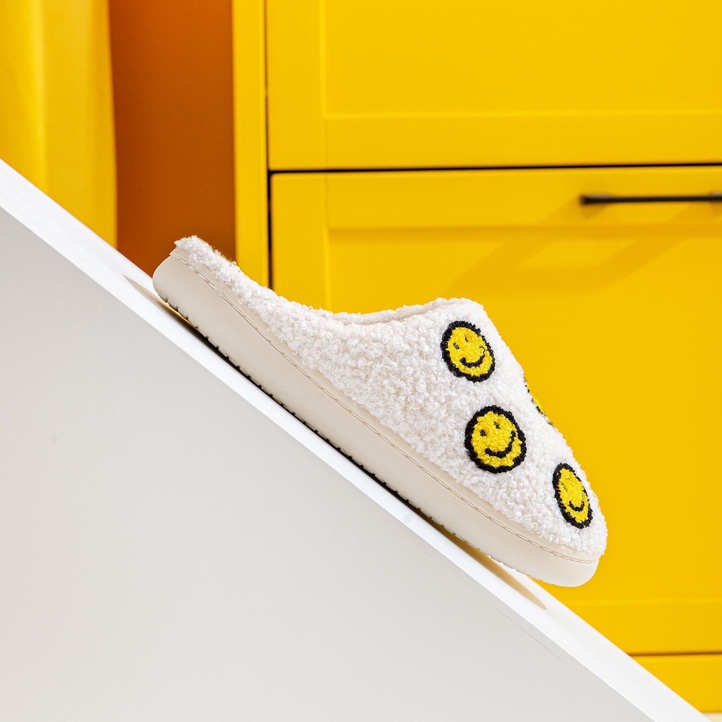 Women Melody Smiley Face Slippers NicholesGifts