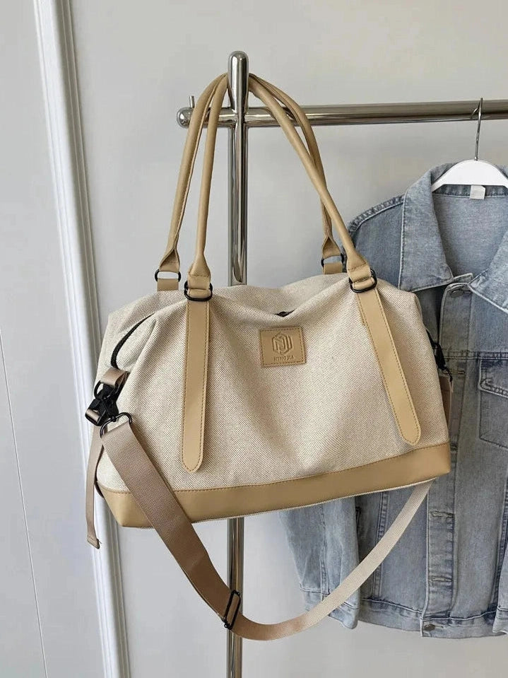 Contrast Travel Bag nicholesgifts