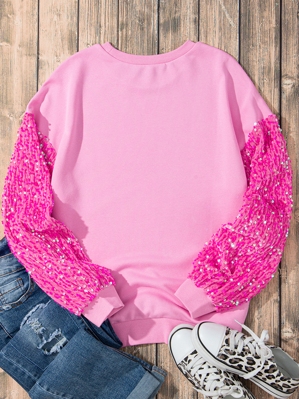 Women Valentine’s Day Sequin Heart Long Sleeve Sweatshirt nicholesgifts