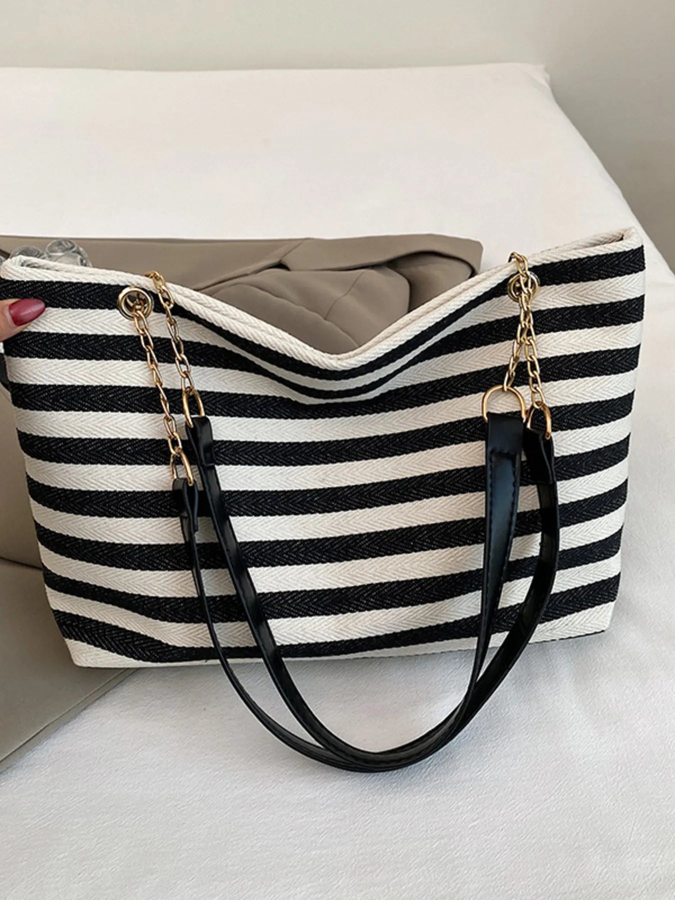 Striped Shoulder Bag with Chain Detail Trendsi
