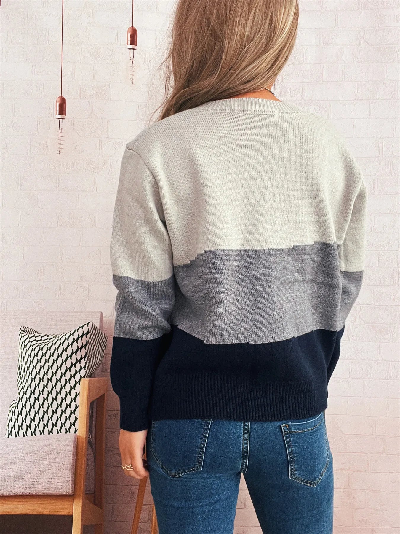 Women Color Block Button-Up Cardigan