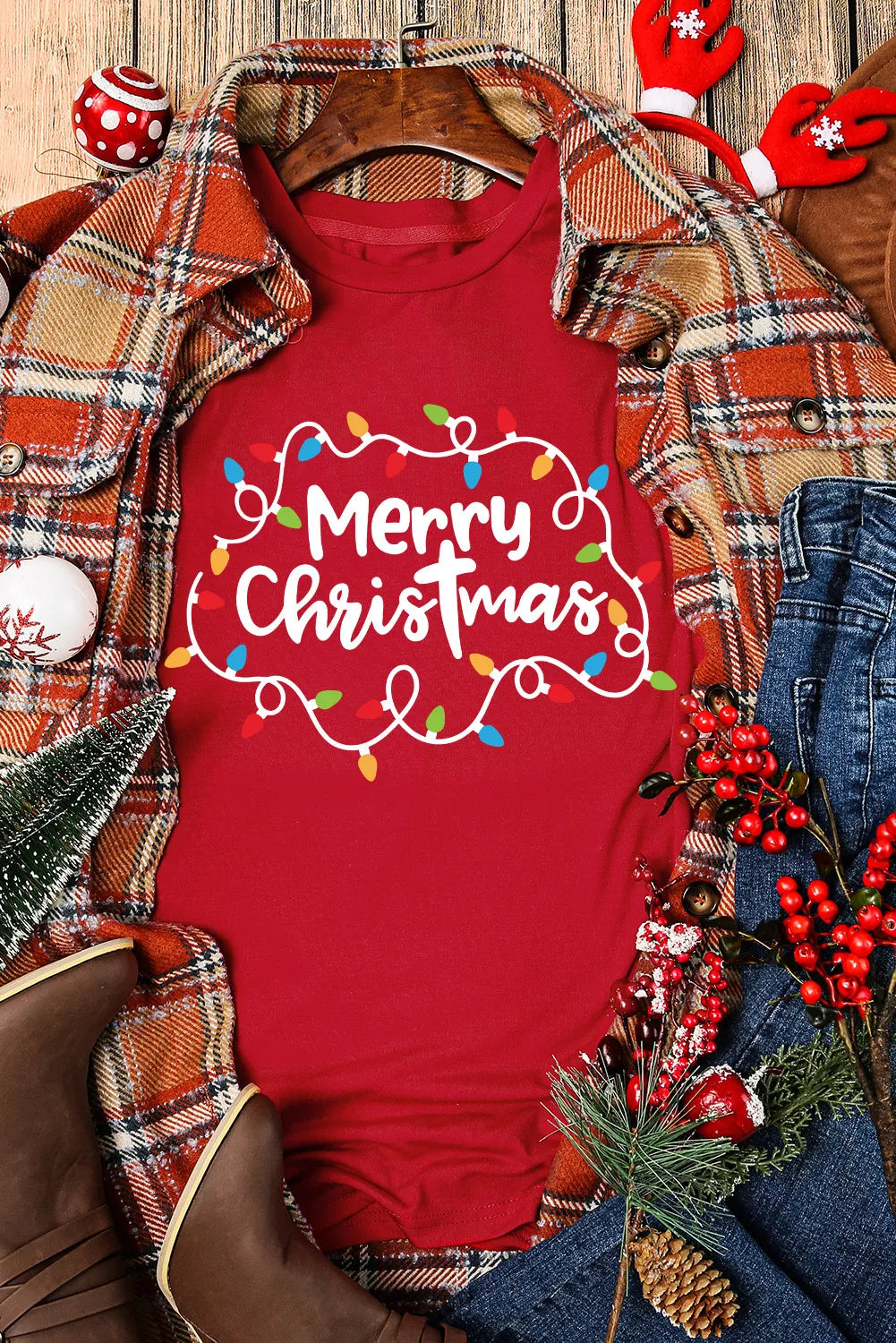 MERRY CHRISTMAS Round Neck Short Sleeve T-Shirt NicholesGifts