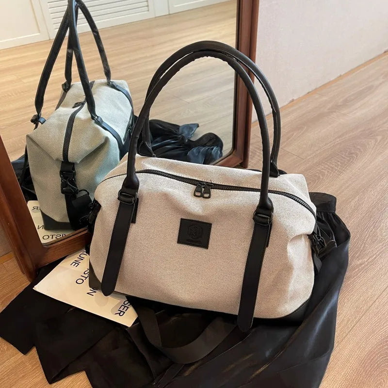 Contrast Travel Bag Trendsi