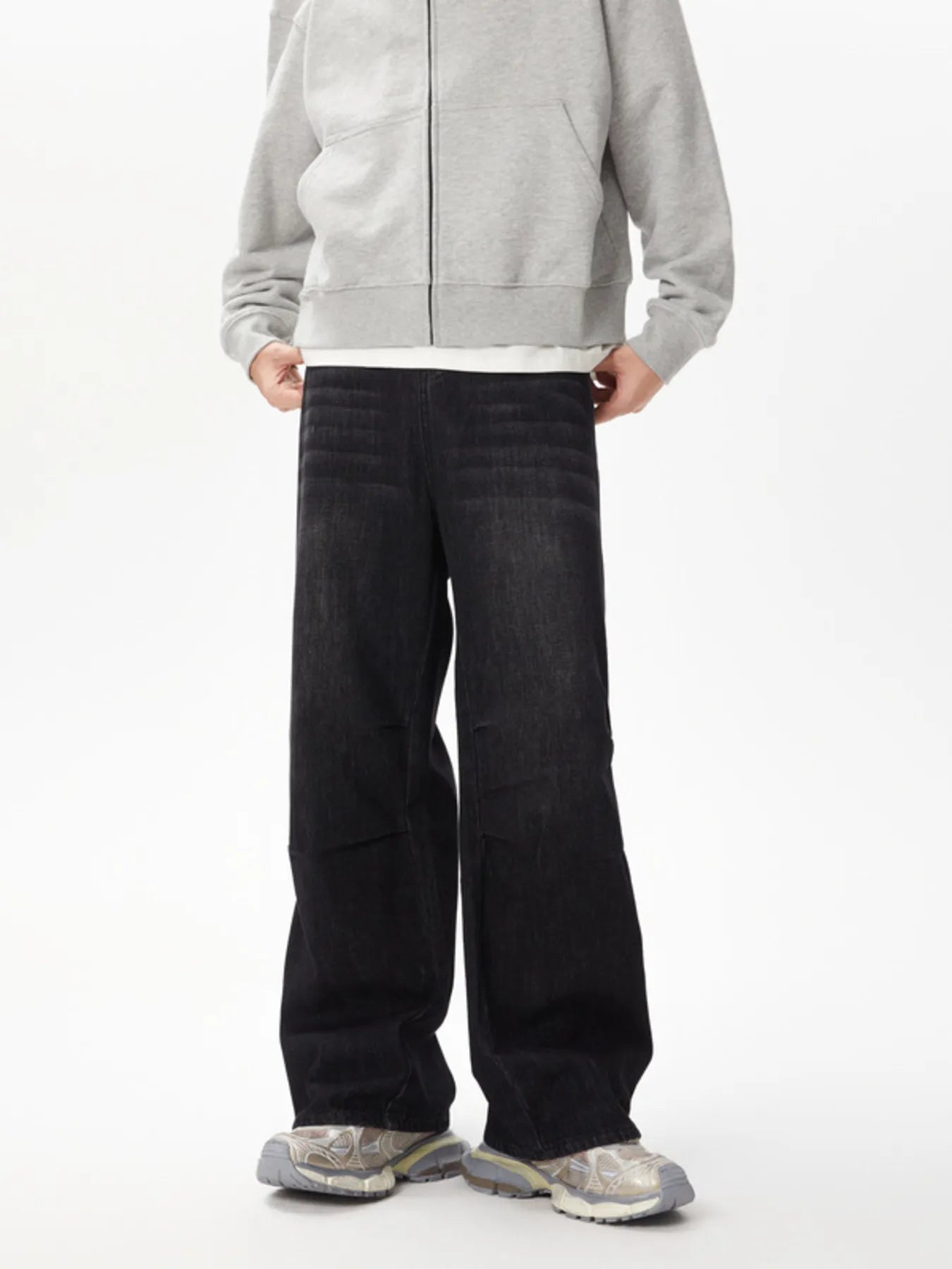 Men's Relaxed Fit Wide Leg Jeans