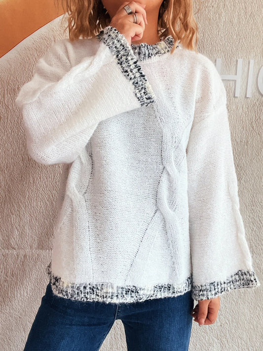 Women Contrast Trim Detail Round Neck Sweater