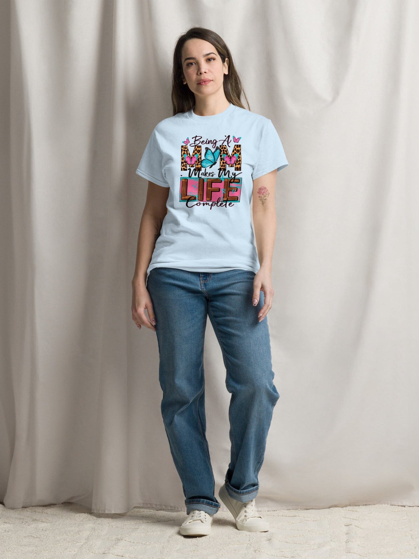 Women Being a Mom Makes My Life Complete Crewneck Short Sleeve T-Shirt.