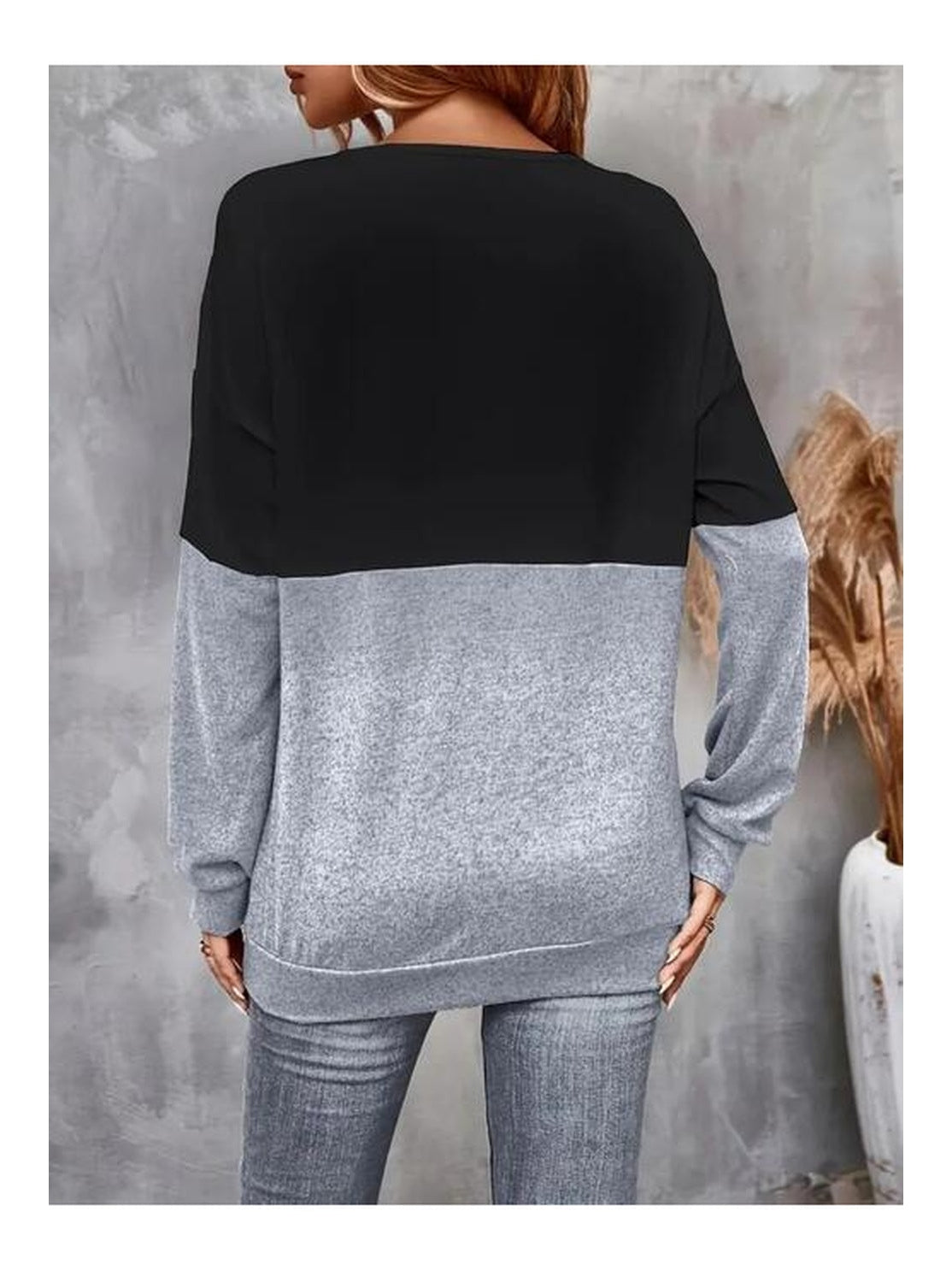 Women Contrast Crisscross V-Neck Long Sleeve Top NicholesGifts