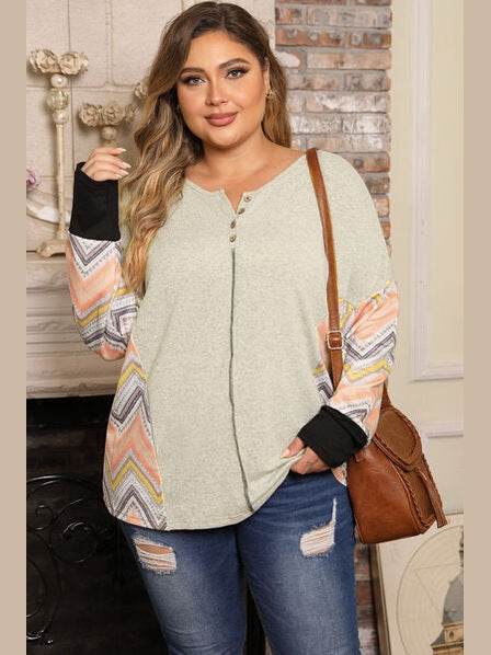 Plus Size Women Exposed Seam Print Long Sleeve T-Shirt