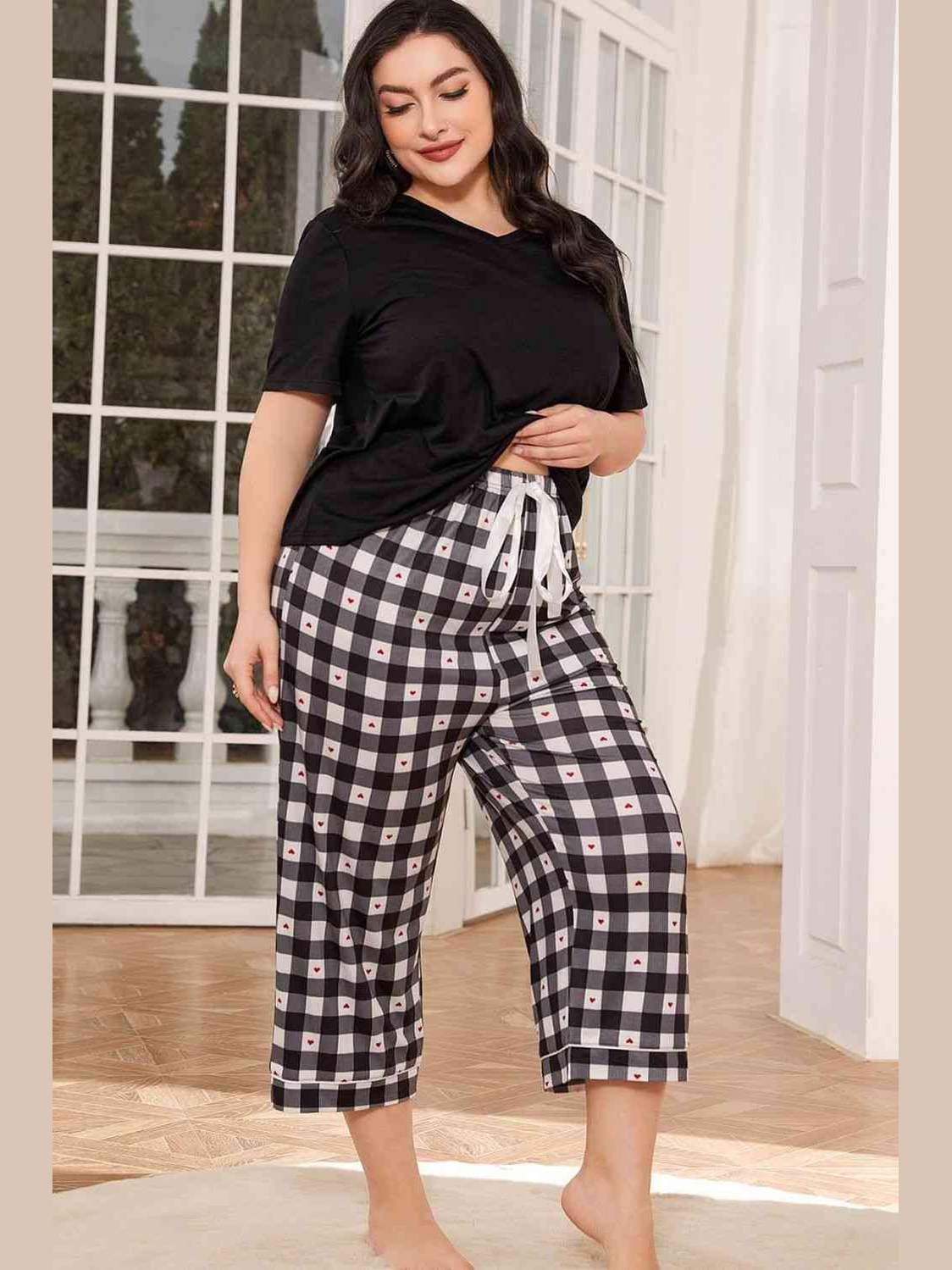 NicholesGifts Plus Size Women V-Neck Tee and Plaid Cropped Pants Lounge Set