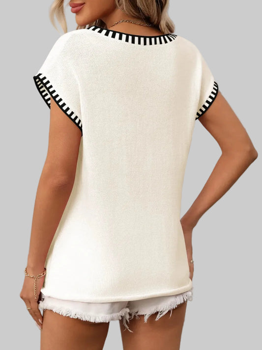 Women Contrast Trim V-Neck Short Sleeve Knit Top nicholesgifts