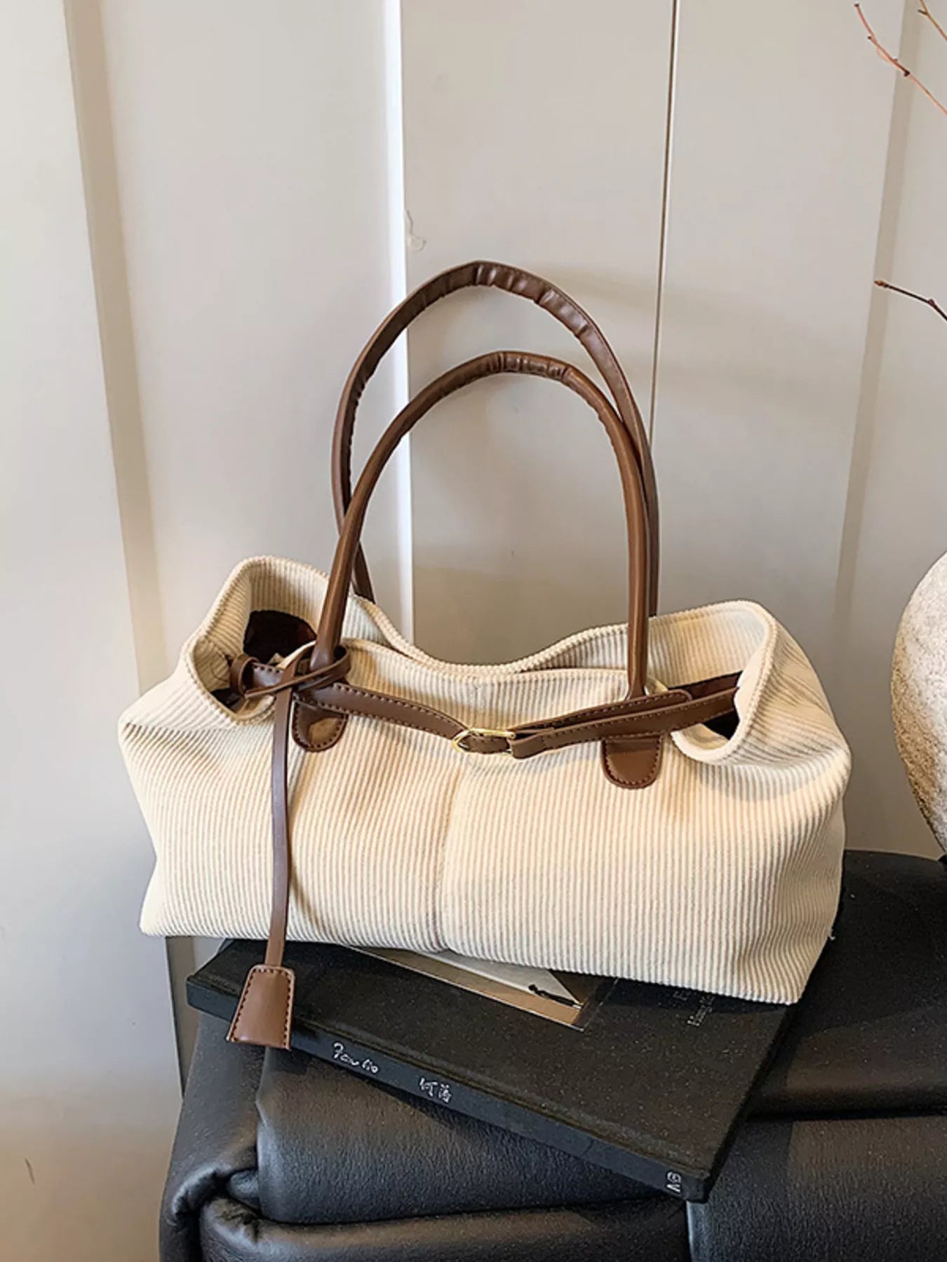 Buckle Decor Shoulder Bag nicholesgifts