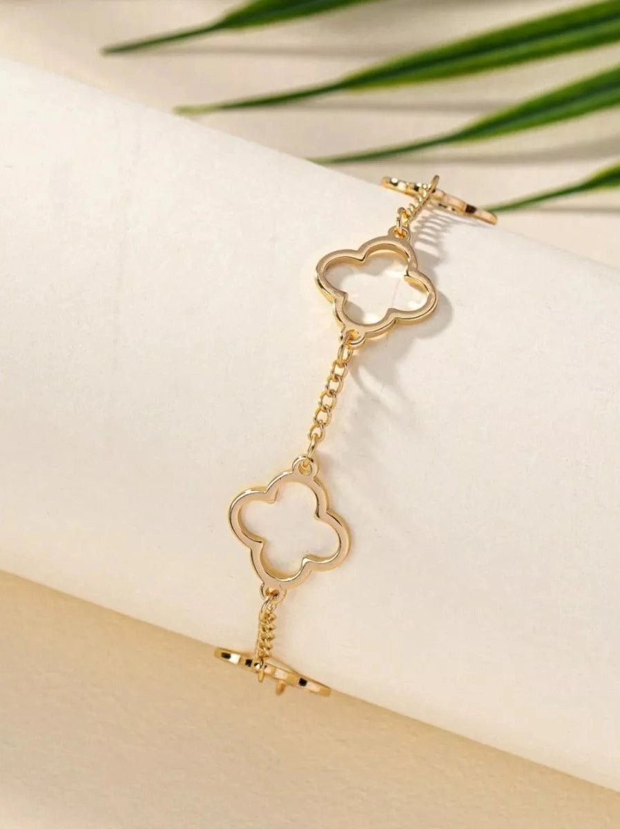 18K Gold-Plated Four Leaf Clover Bracelet nicholesgifts