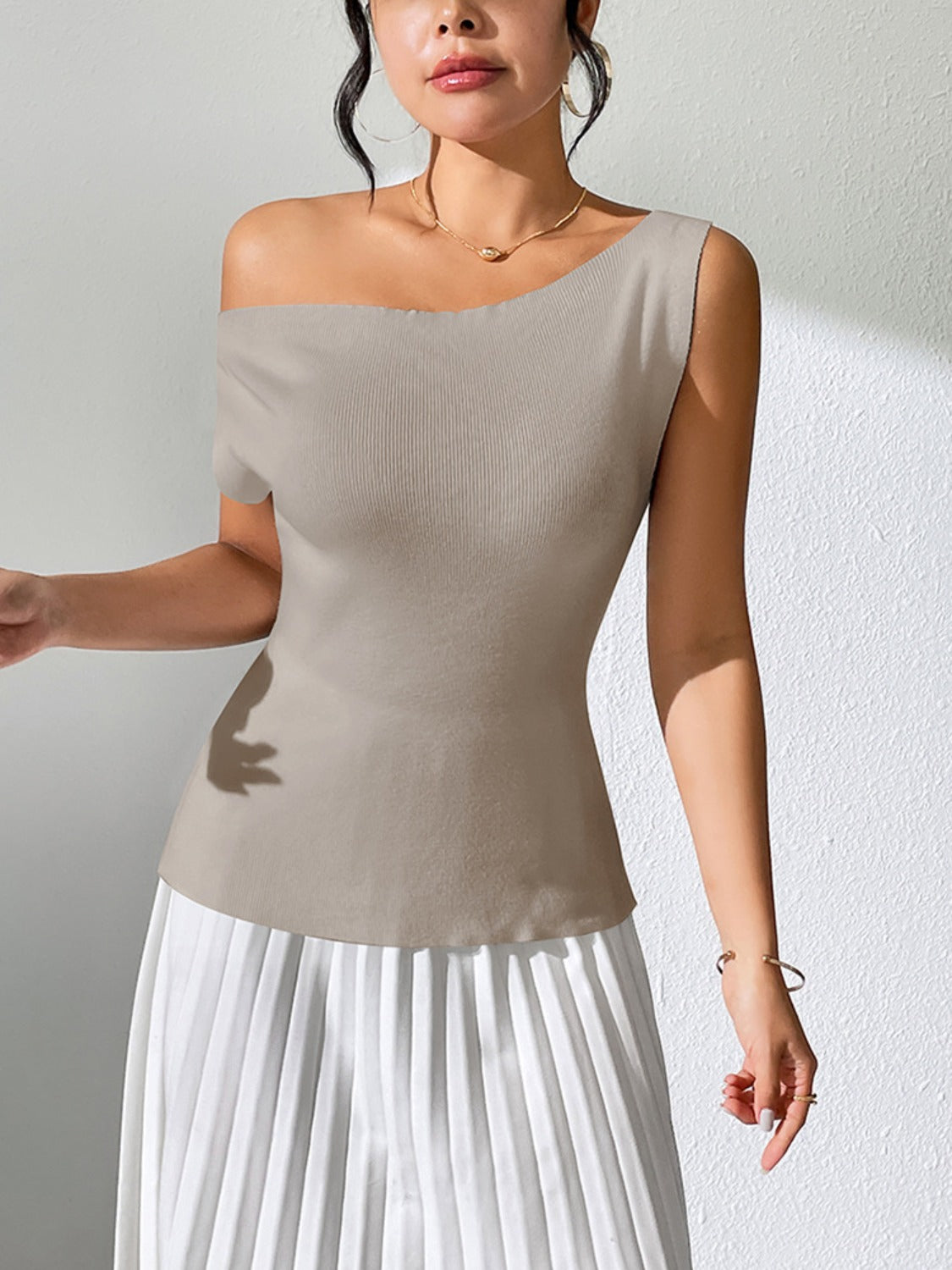 Single Shoulder Short Sleeve Knit Top nicholesgifts