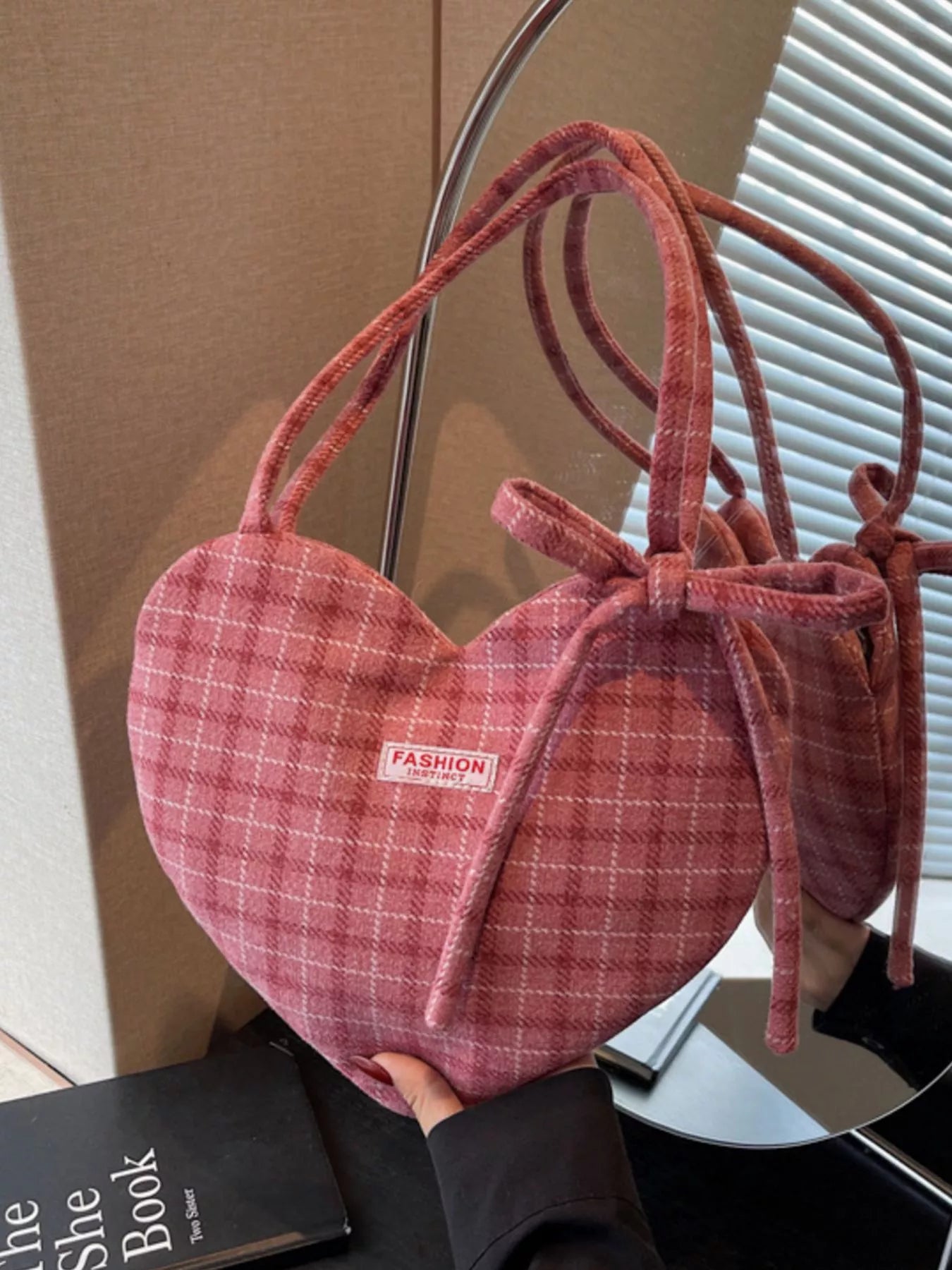 Heart-Shaped Plaid Shoulder Bag nicholesgifts