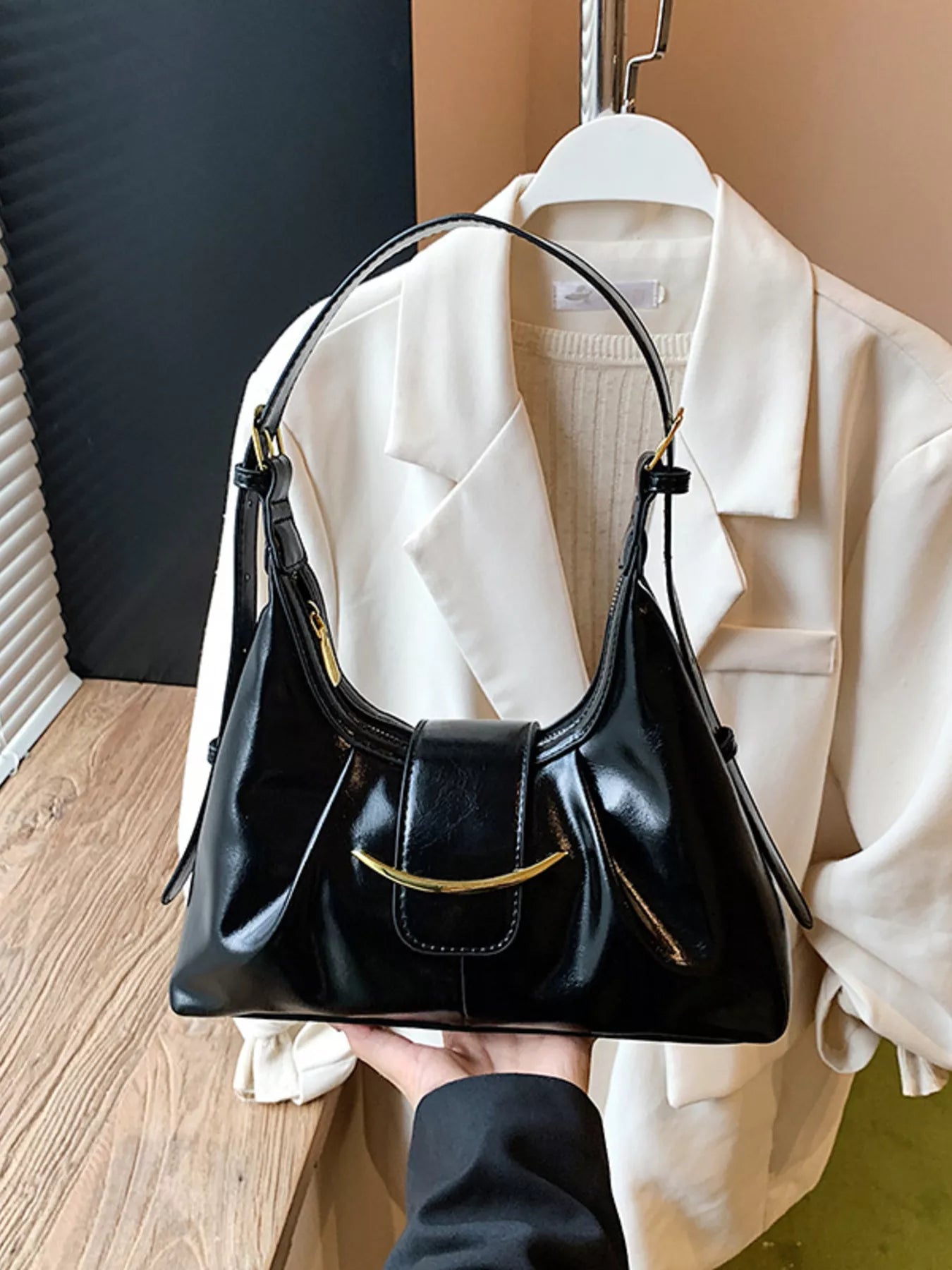 Adjustable Strap Shoulder Bag nicholesgifts