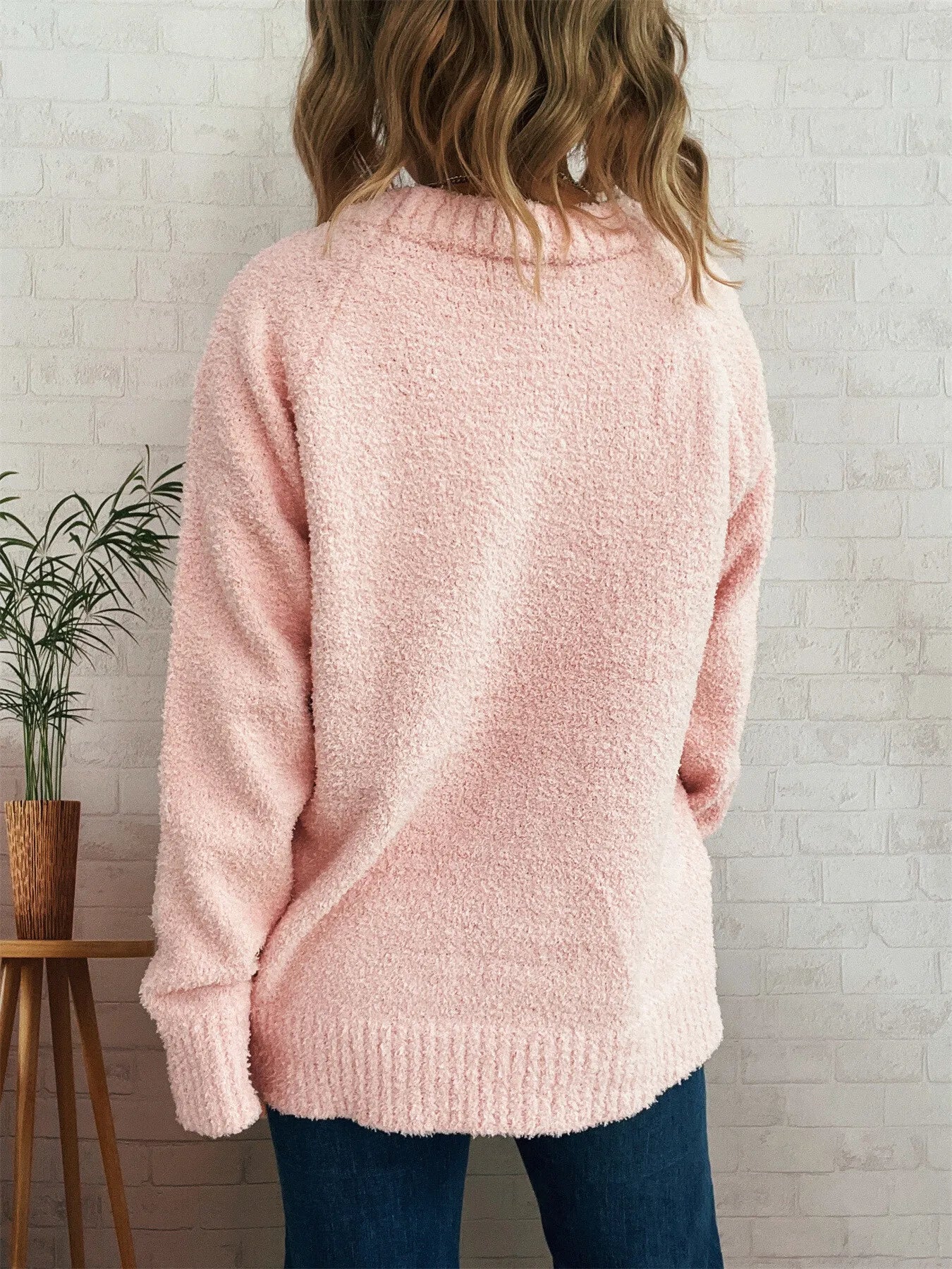 Round Neck Raglan Sleeve Sweater