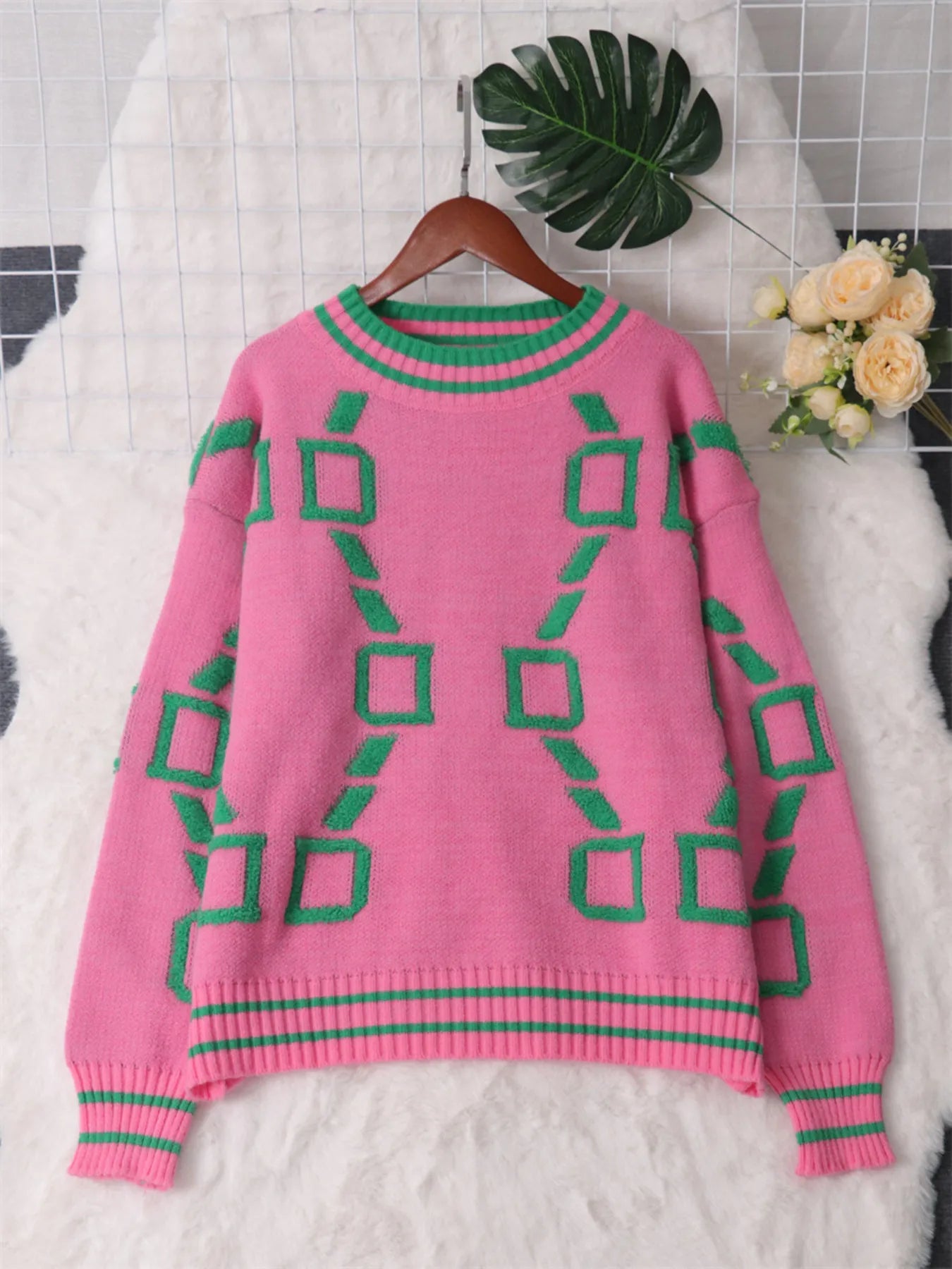 Contrast Round Neck Long Sleeve Sweater
